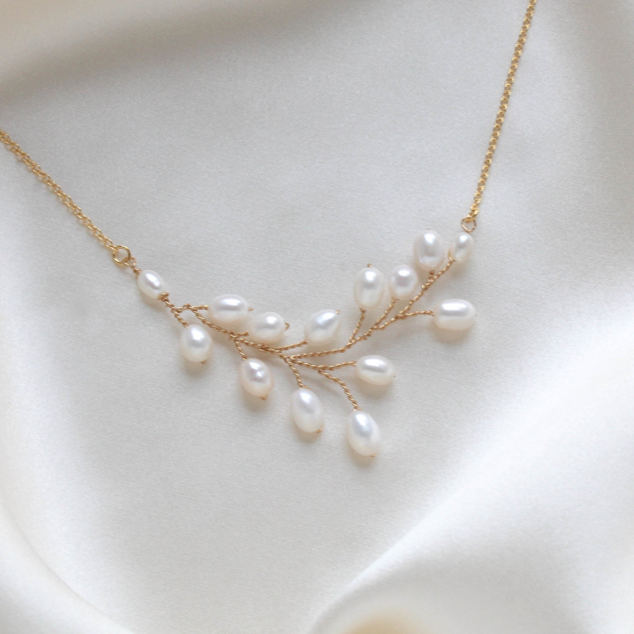Pearl necklaces - Treasures by Agnes