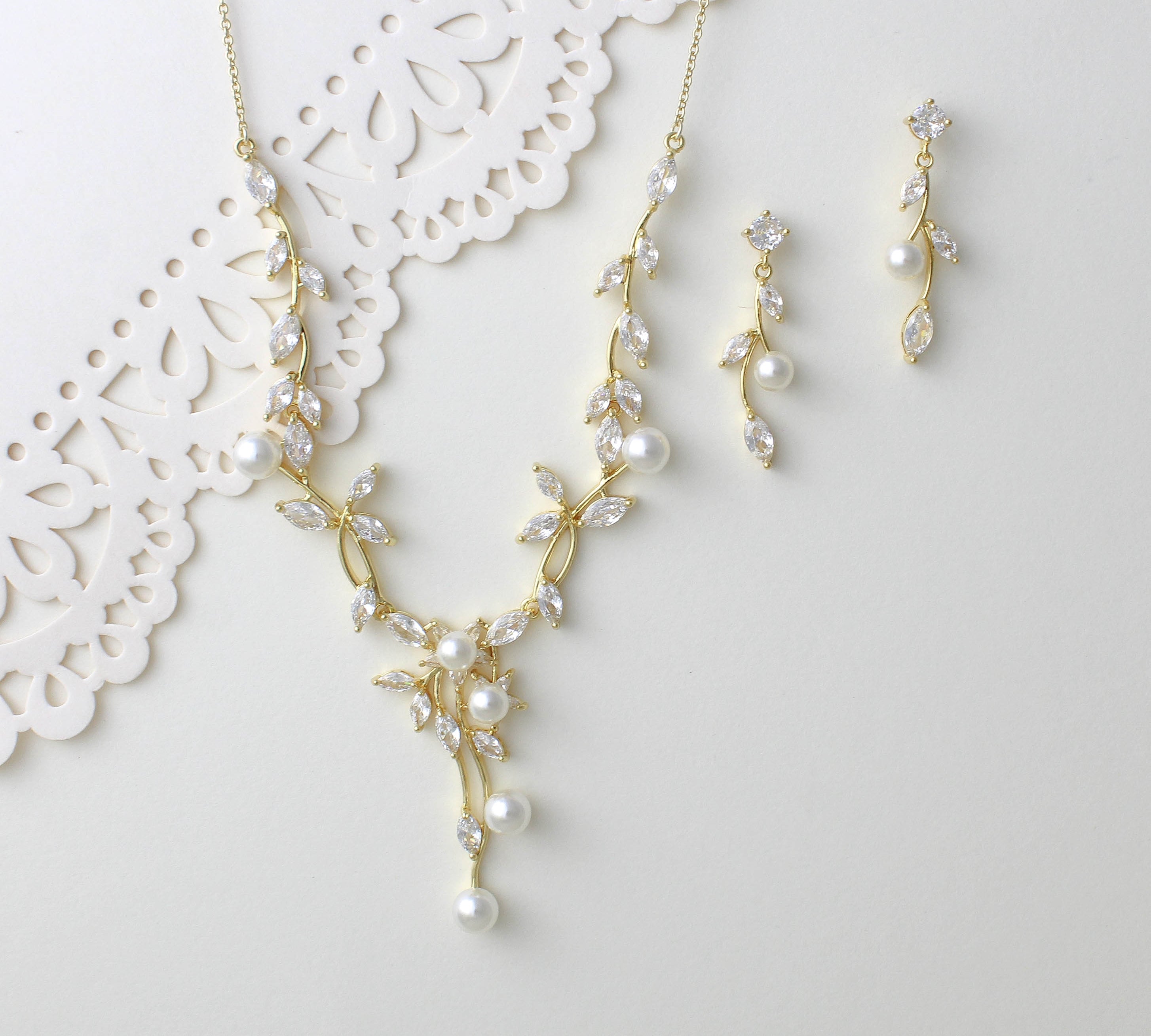 gold pearl and crystal jewelry set - AMANDA