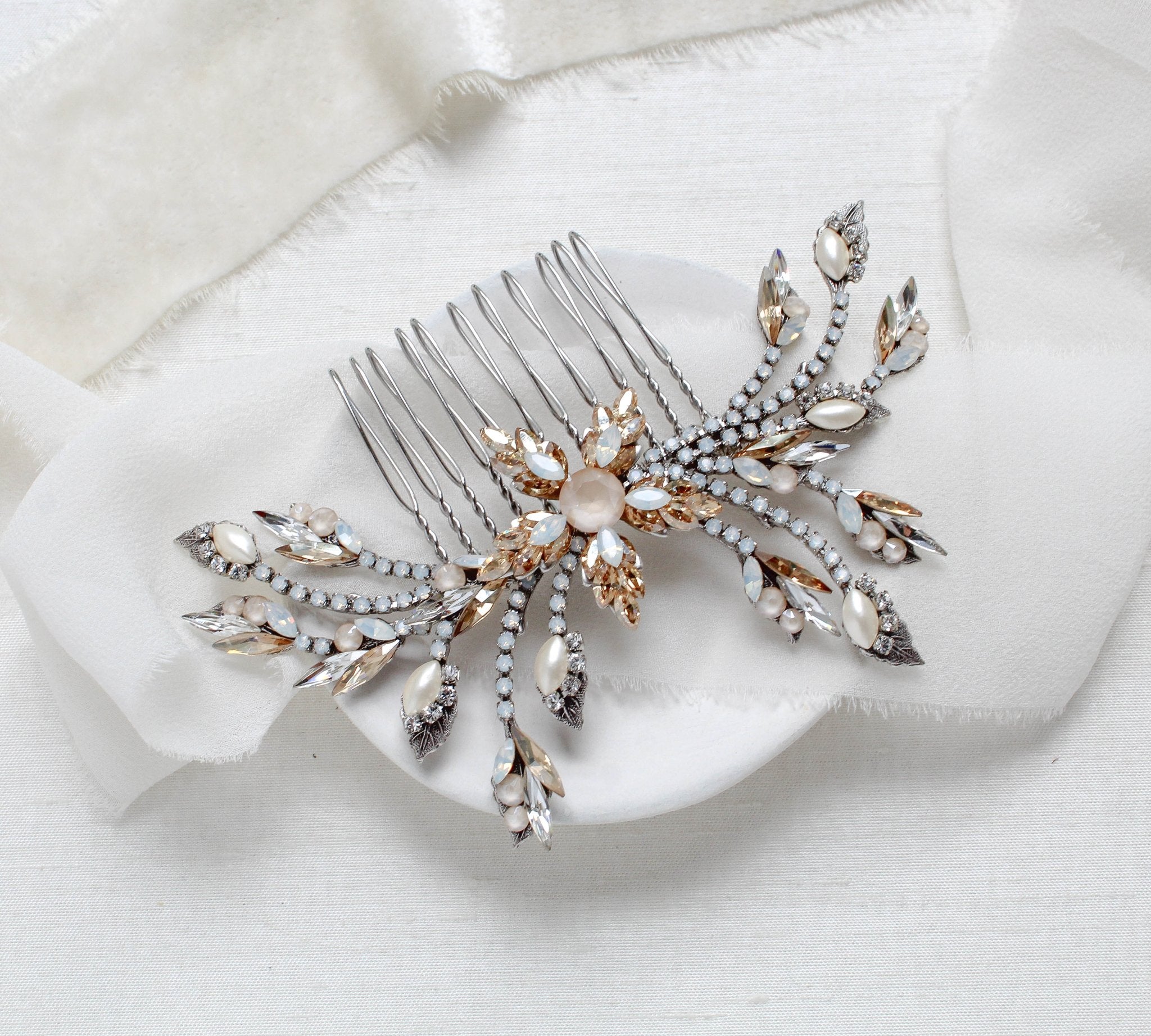 Antique gold Crystal Bridal hair comb accessory - AUDREY - Treasures by Agnes