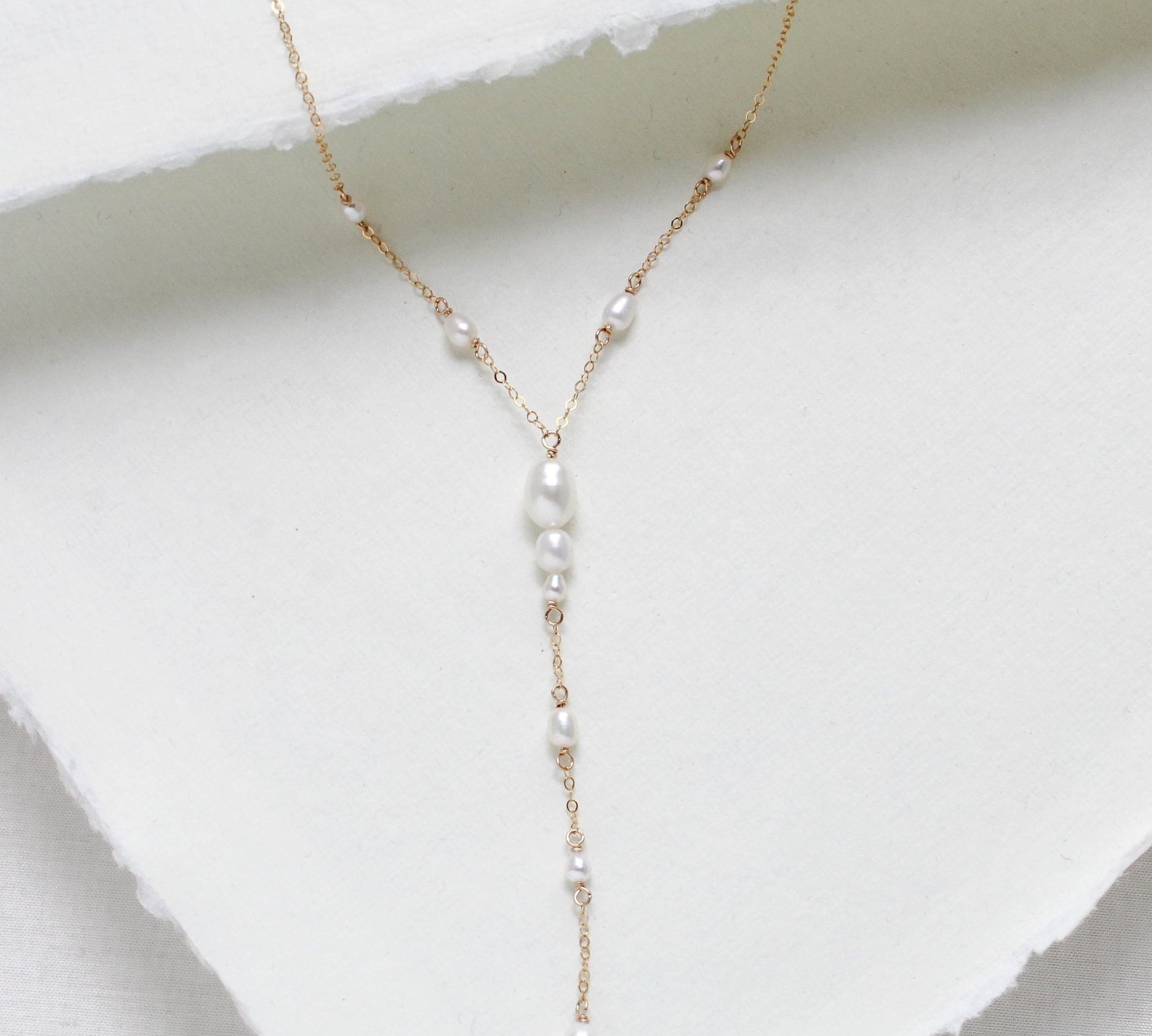 Pearl lariat necklace with Gold filled chain - AMIRA