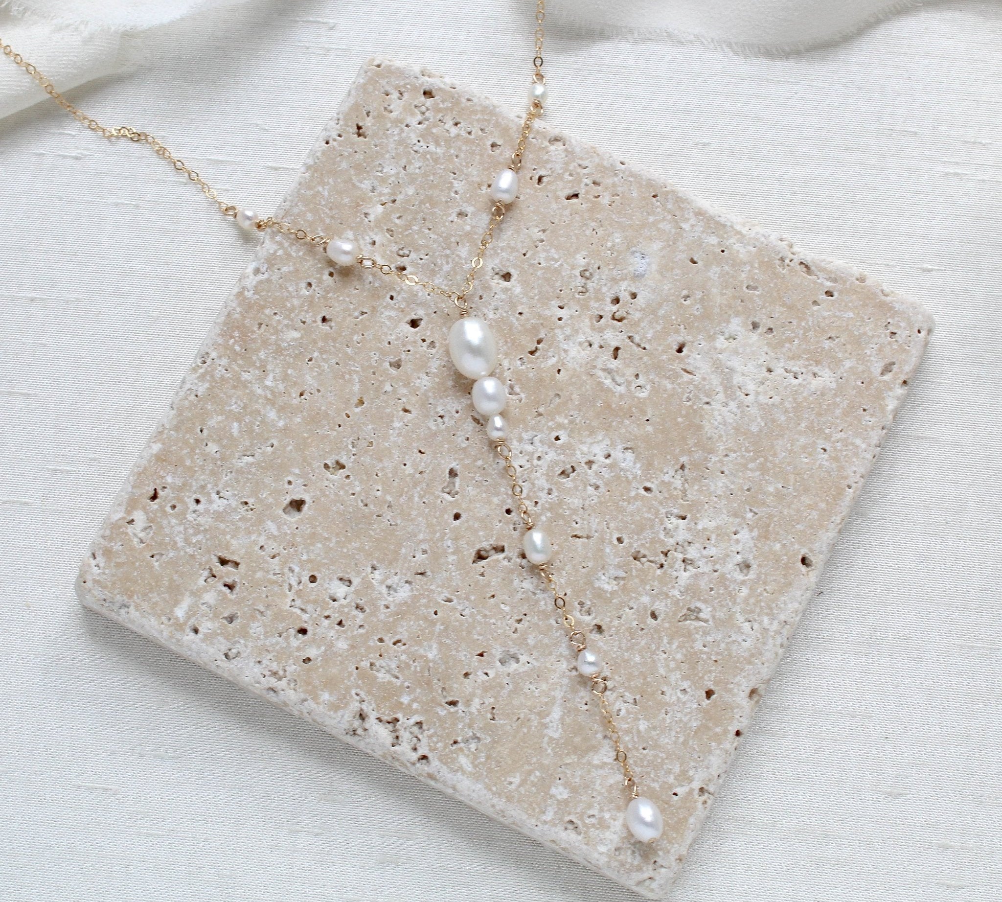 Pearl lariat necklace with Gold filled chain - AMIRA