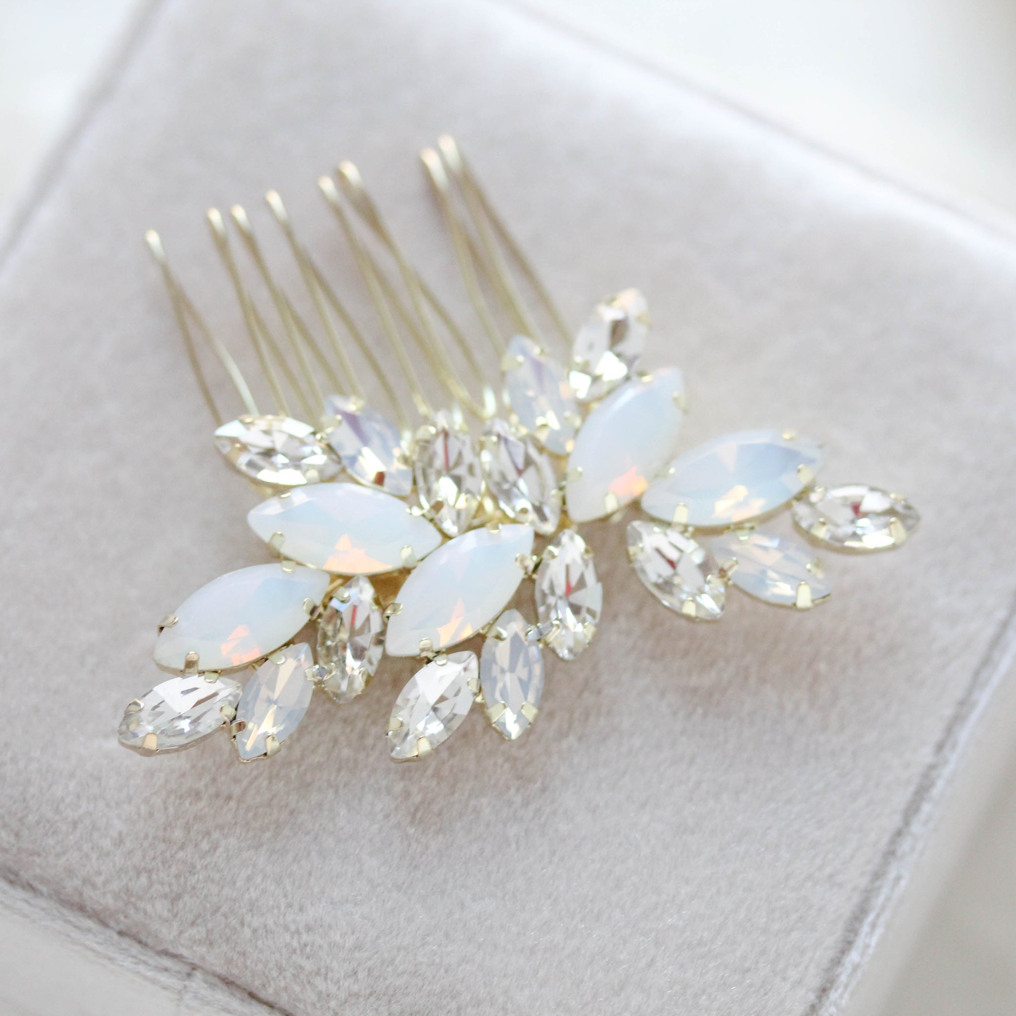 Rose gold bridal hair accessory with white opal crystal - BRIDGETTE - Treasures by Agnes