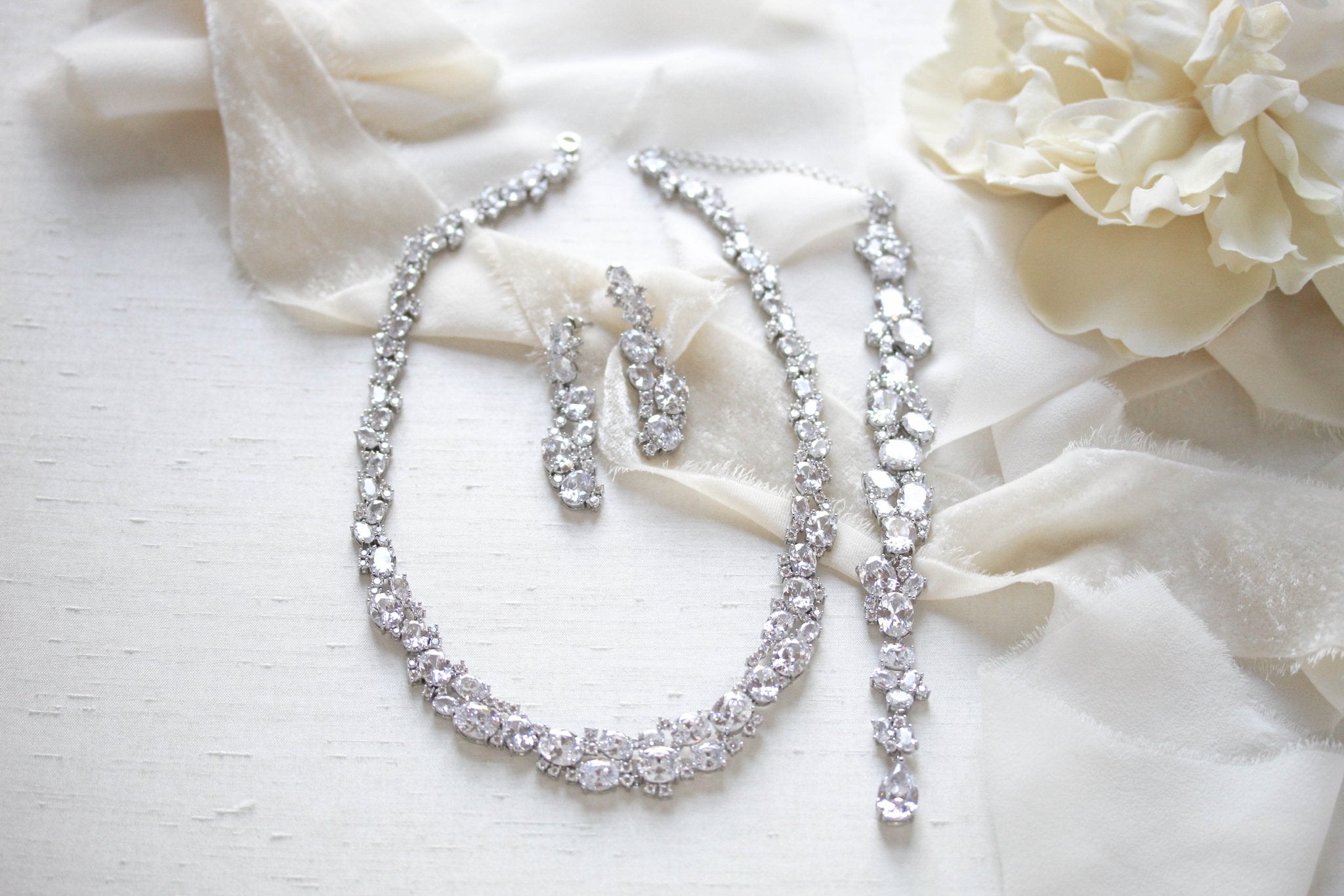 Rose gold Statement backdrop necklace and earrings - ALEXA - Treasures by Agnes