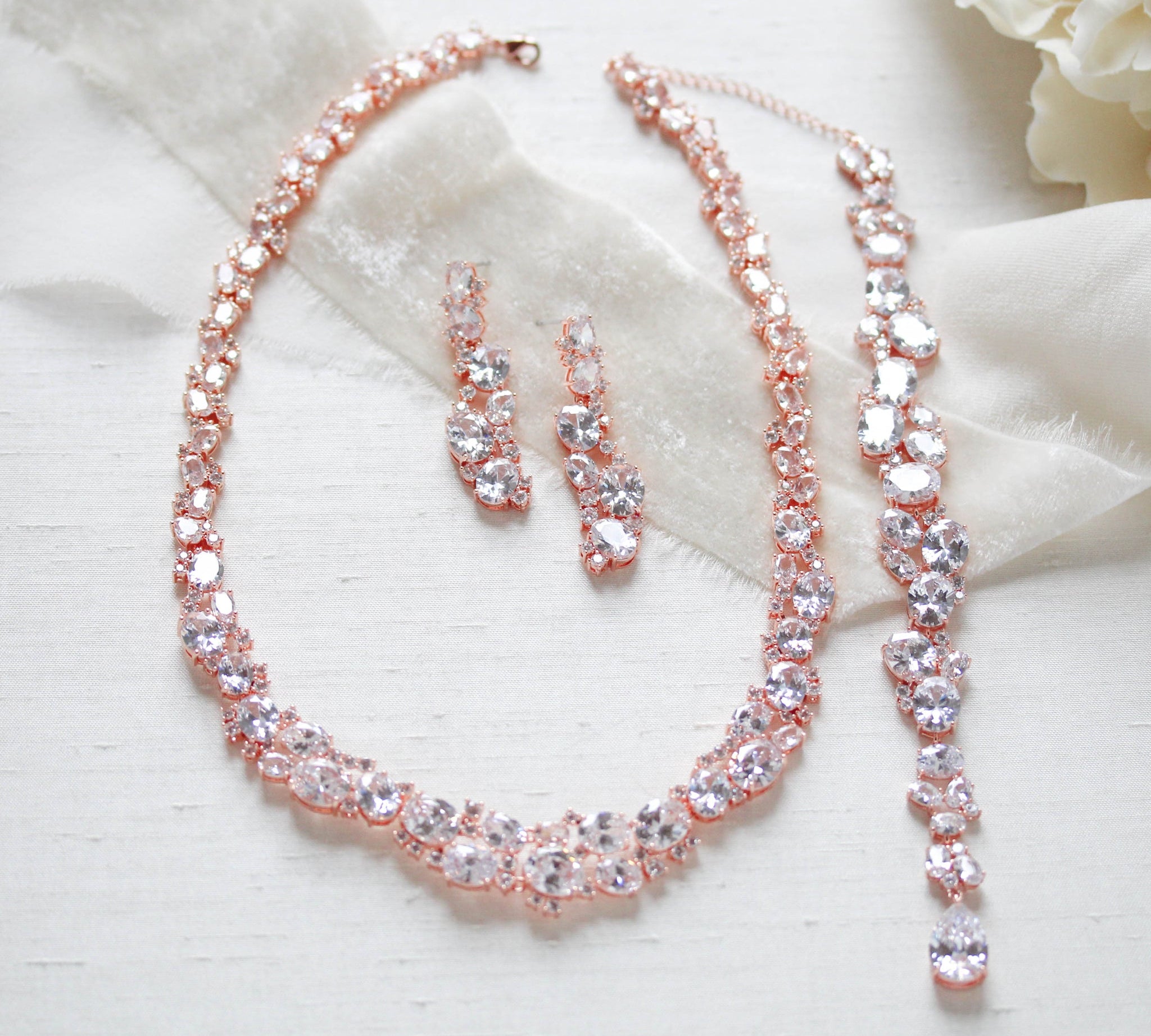 Rose gold Statement backdrop necklace and earrings - ALEXA - Treasures by Agnes