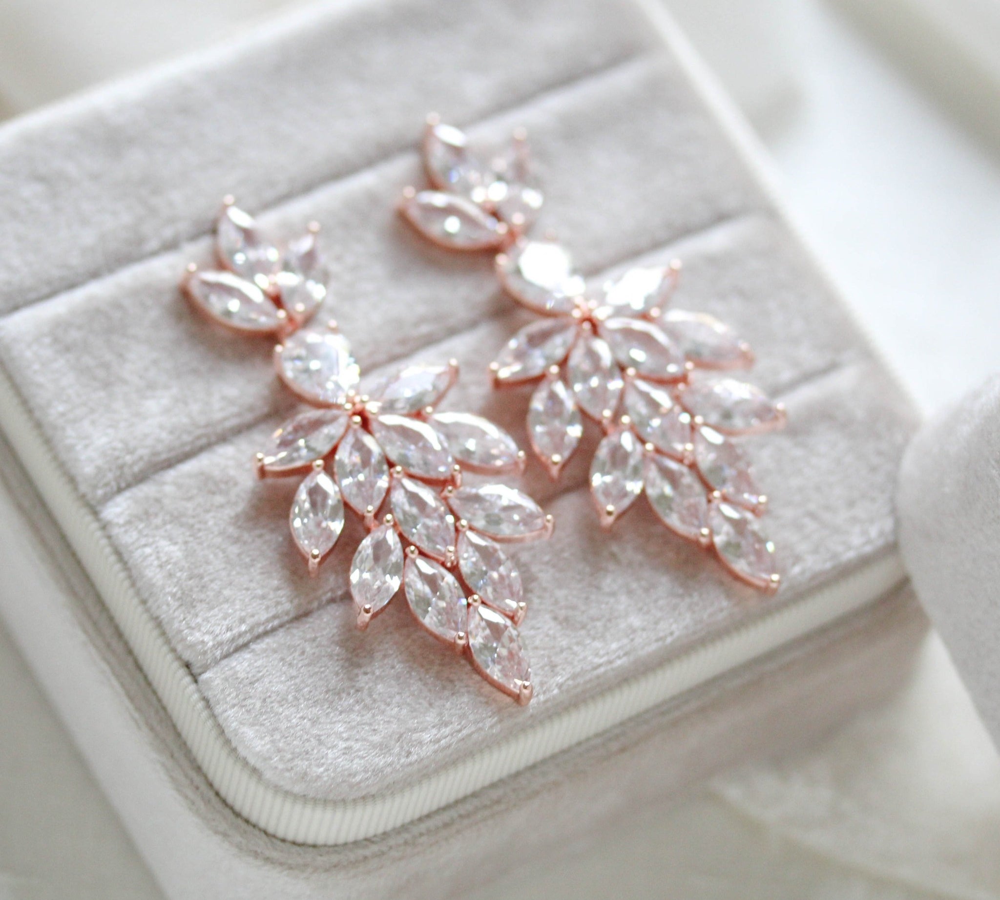 Rose gold wedding statement earrings for bride - ALICIA - Treasures by Agnes
