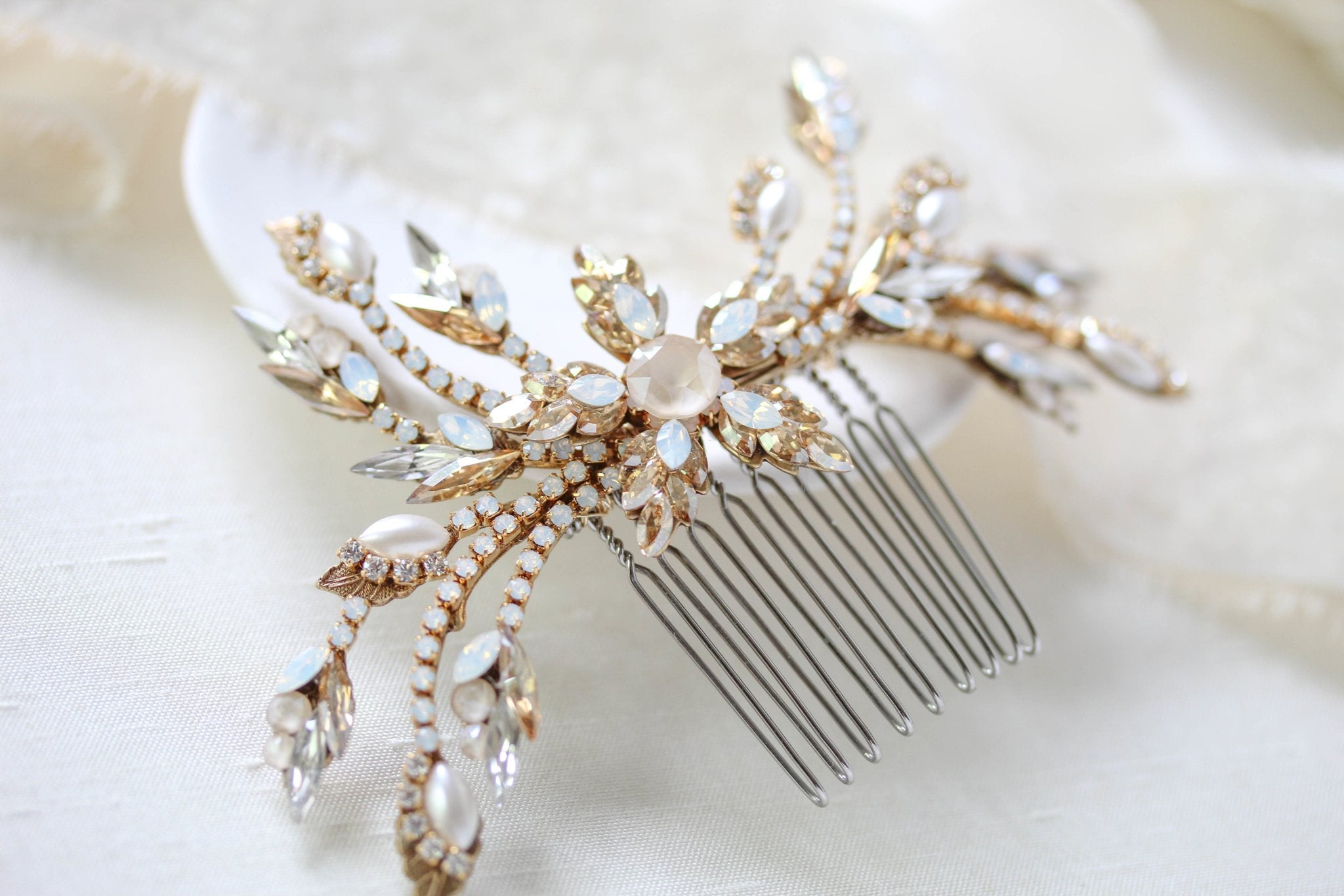 Antique gold Crystal Bridal hair comb accessory - AUDREY - Treasures by Agnes
