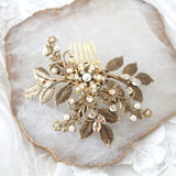 Antique gold leaf hair accessory with golden crystals - Treasures by Agnes
