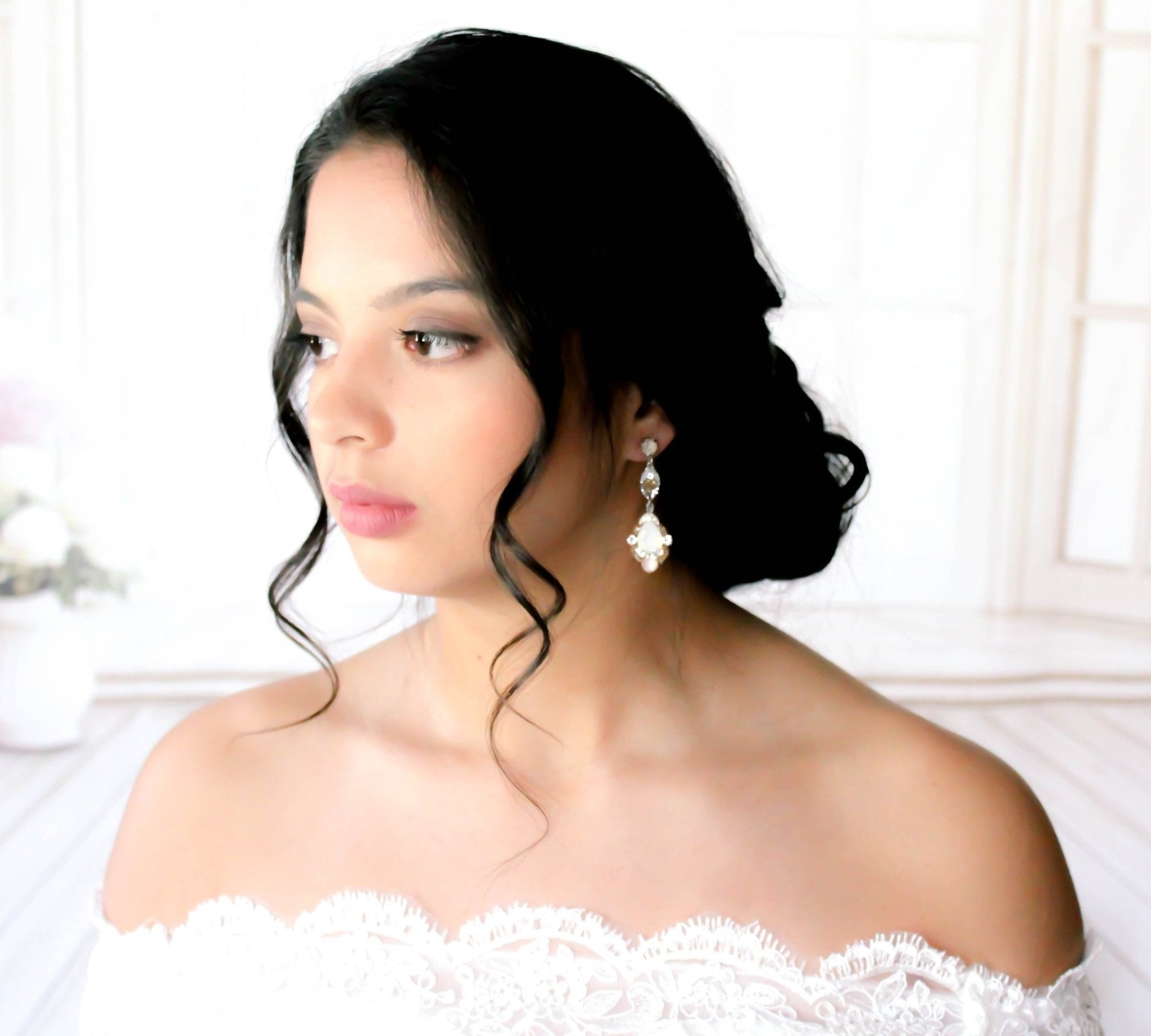 Antique silver vintage style crystal Bridal earrings - SKYLAR - Treasures by Agnes
