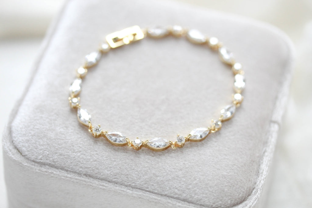 Dainty Rose gold cubic zirconia bridal bracelet - LIV - Treasures by Agnes