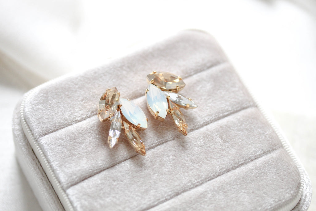 Delicate cluster style Swarovski stud earrings - CHRISTINA - Treasures by Agnes