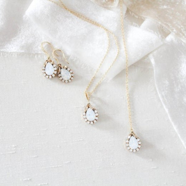 Delicate crystal Bridal backdrop necklace - GIGI - Treasures by Agnes