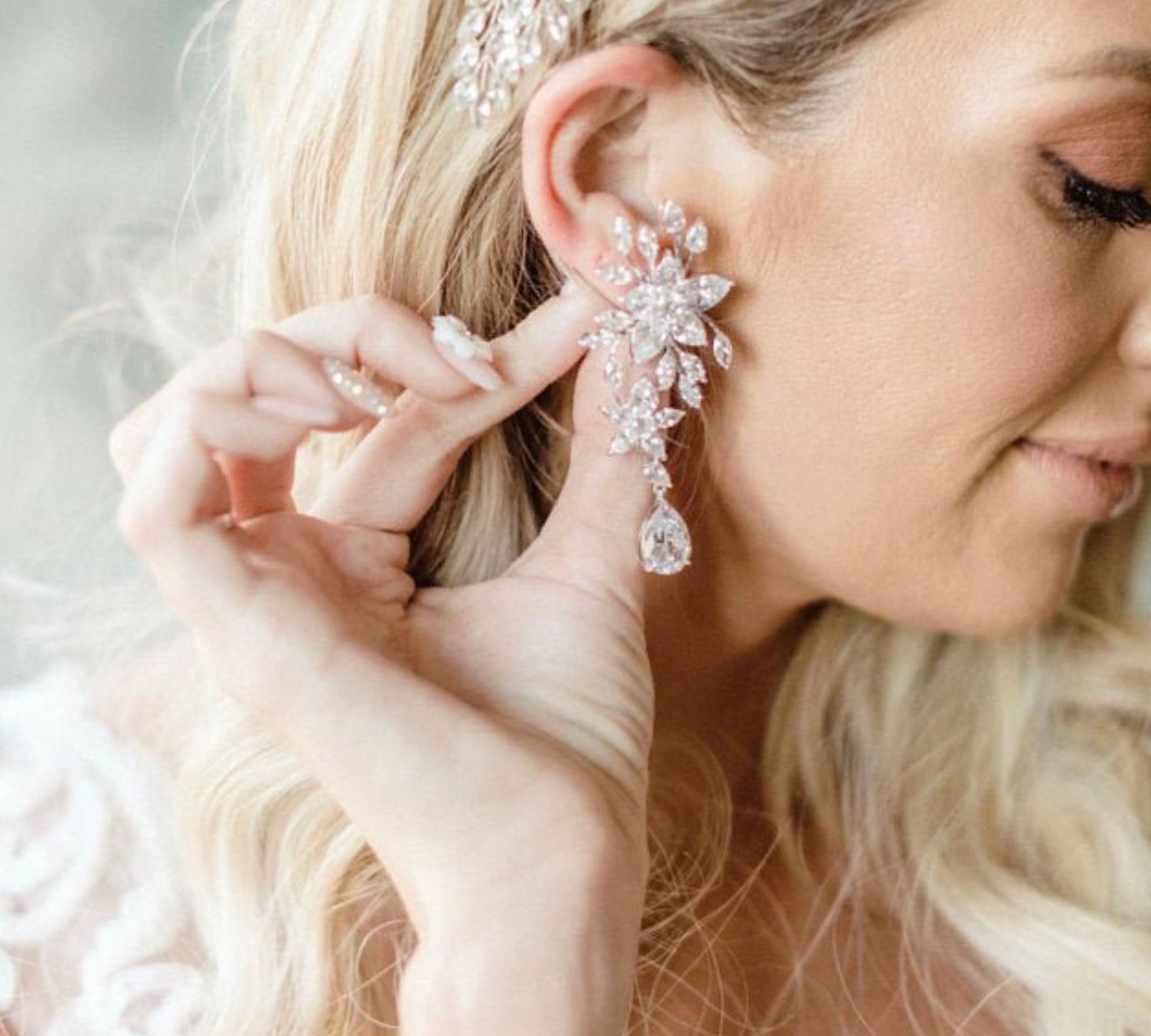 Large Rose gold Bridal earrings - LILY - Treasures by Agnes