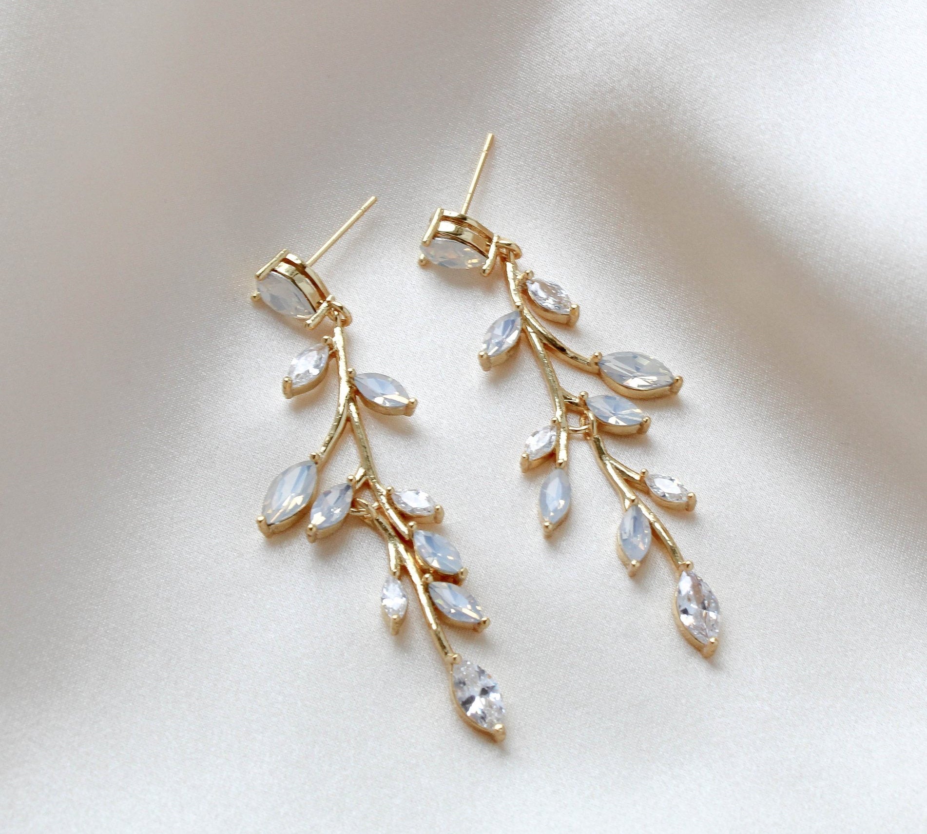 Long rose gold vine earrings with white opal crystals - APRILLE - Treasures by Agnes