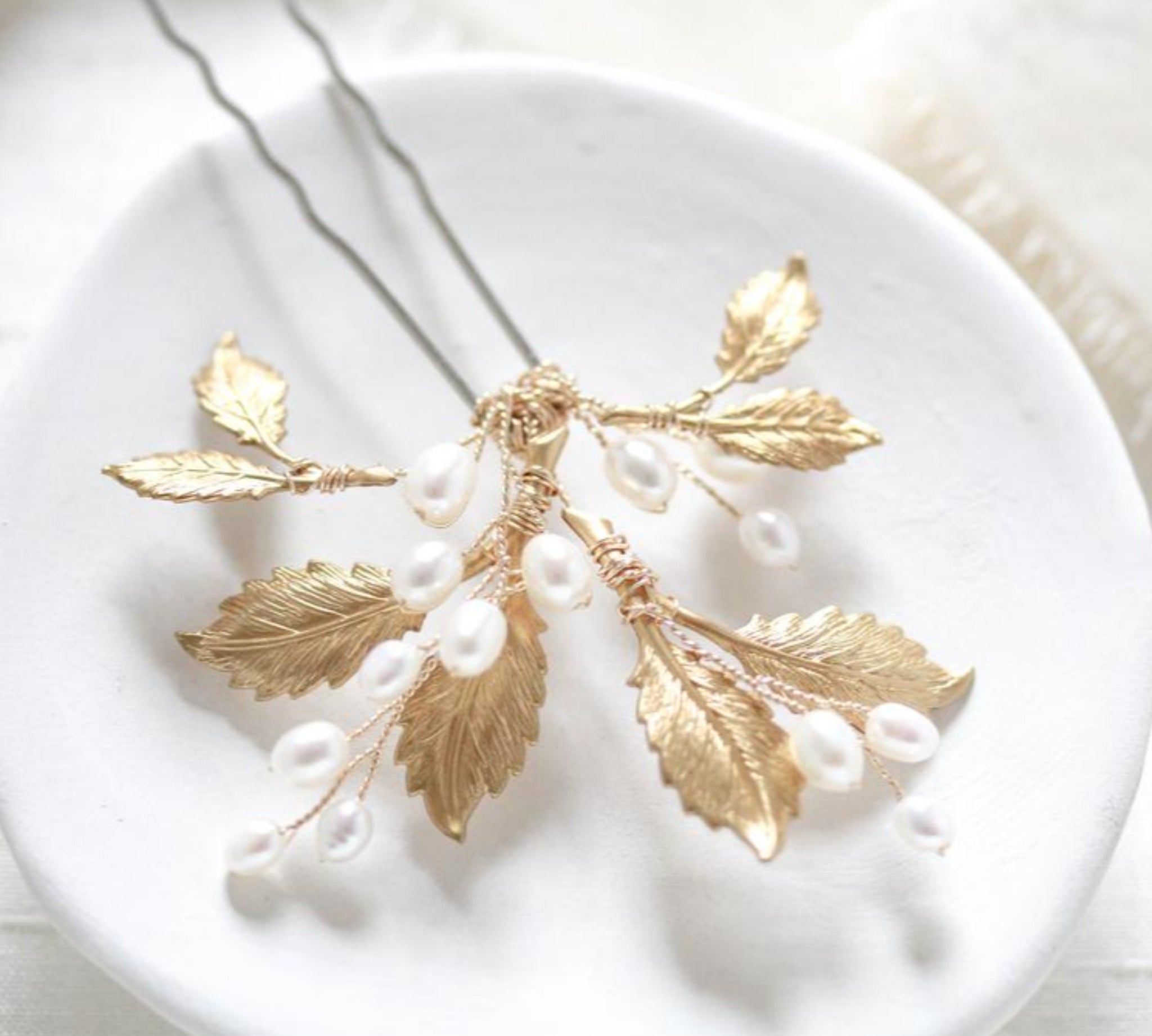 Pearl Bridal hair pins - CAMERON - Treasures by Agnes