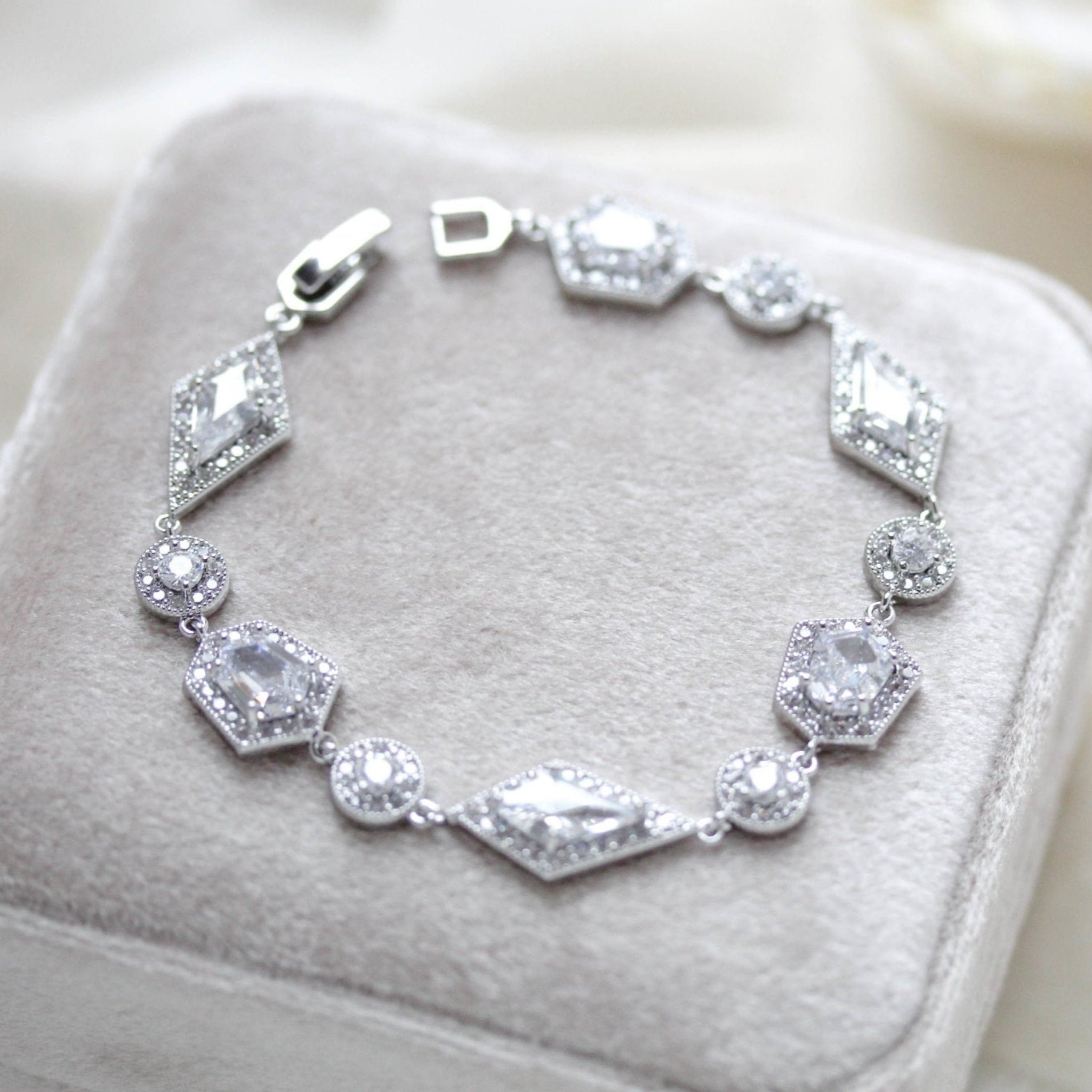 Rose gold bridal bracelet with Empress cut stones - MONROE - Treasures by Agnes