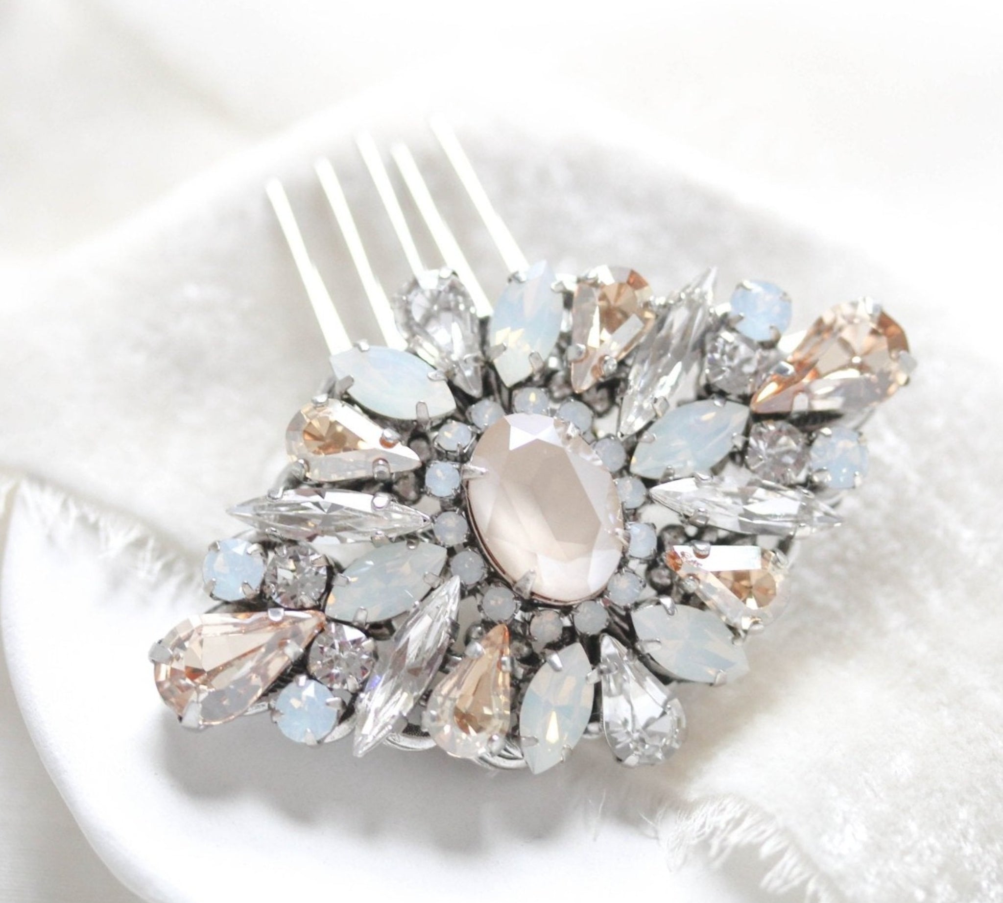 Vintage inspired crystal Bridal hair comb - PIPER - Treasures by Agnes