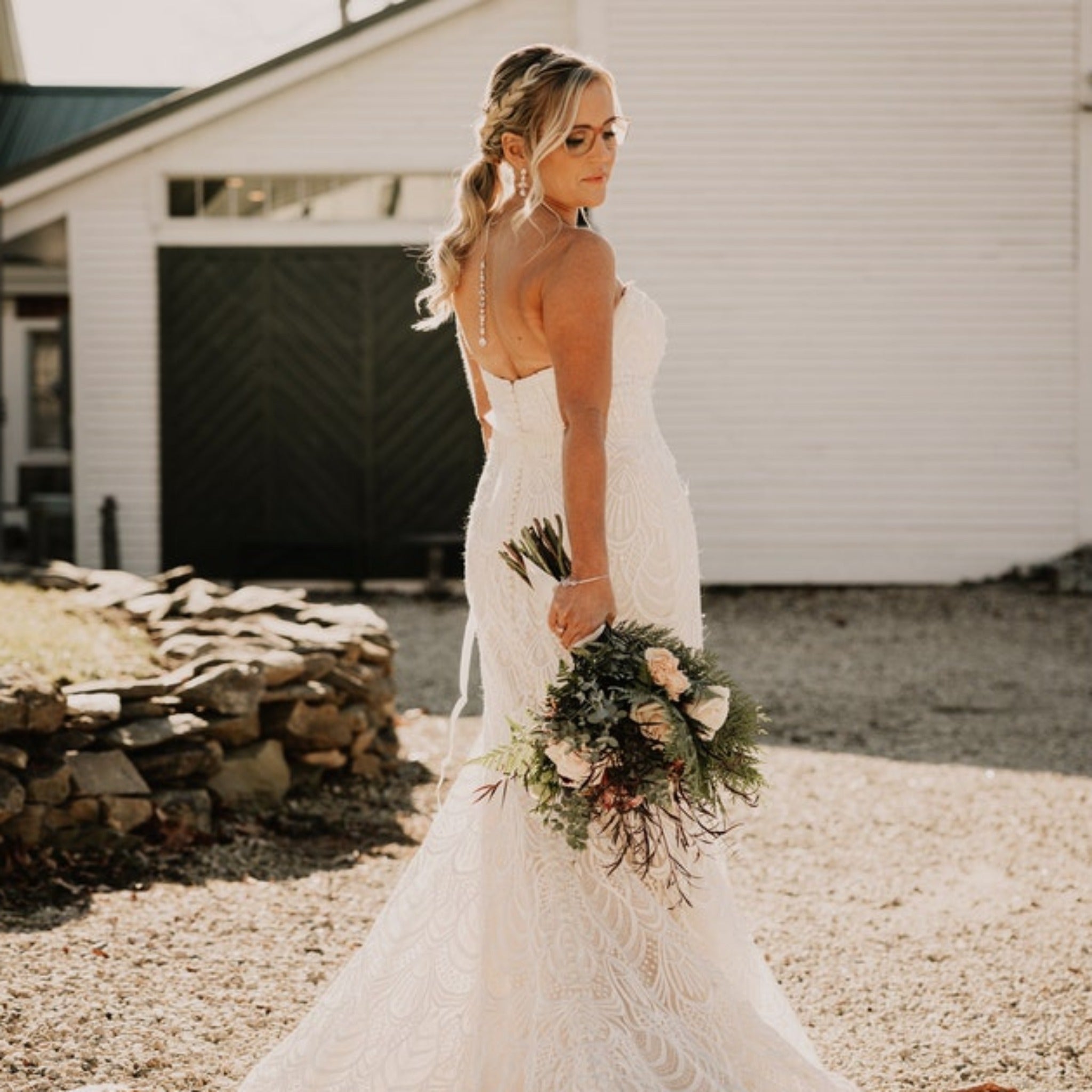 4 Types of Accessories That Will Make You Look Memorable on Your Wedding Day - Treasures by Agnes