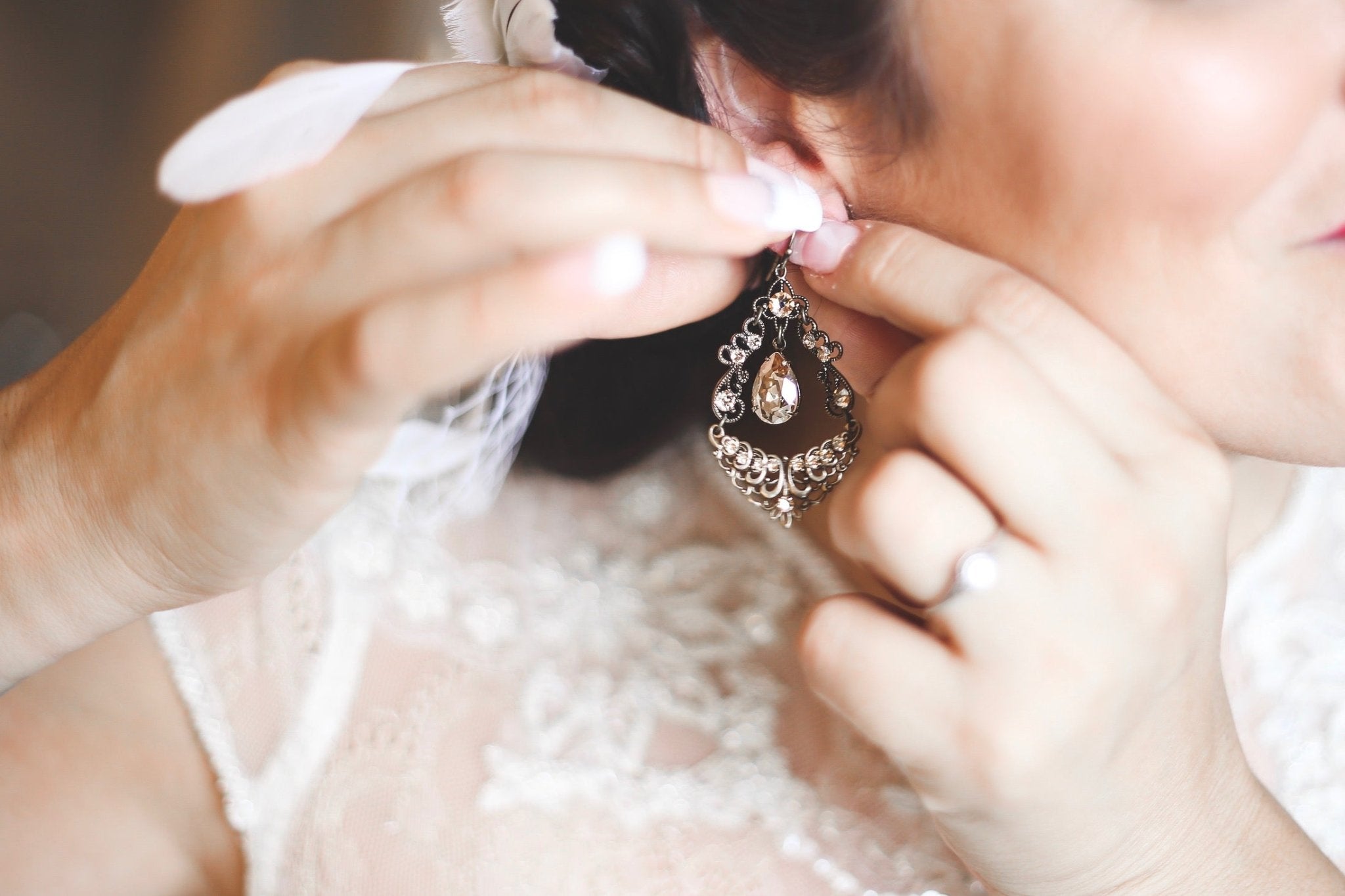 How to Coordinate Your Precious Metals and Your Wedding Style? - Treasures by Agnes