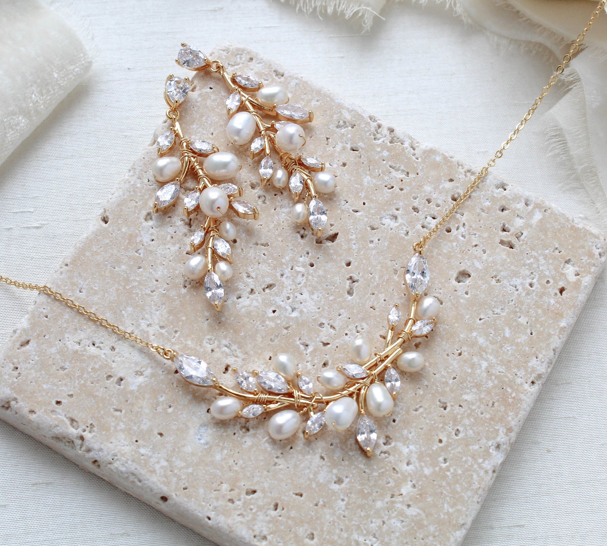 APRILLE Bridal Jewelry Set - Treasures by Agnes