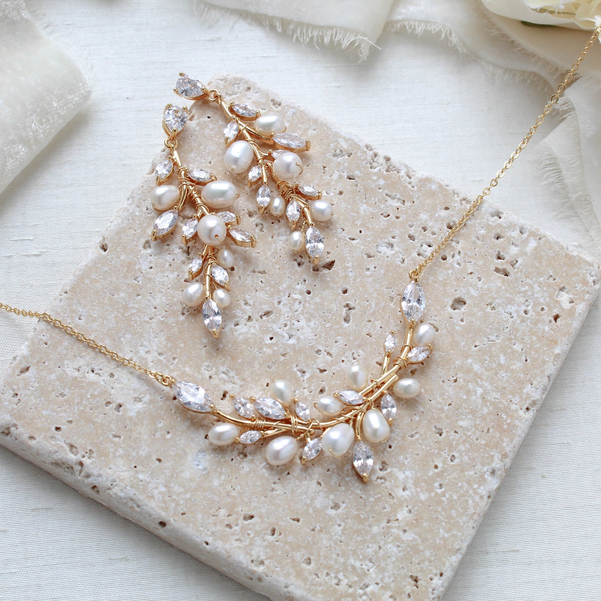 APRILLE Bridal Jewelry Set - Treasures by Agnes