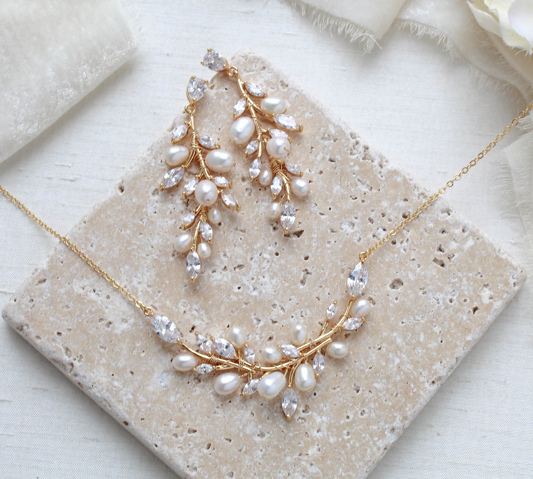 APRILLE Bridal Jewelry Set - Treasures by Agnes