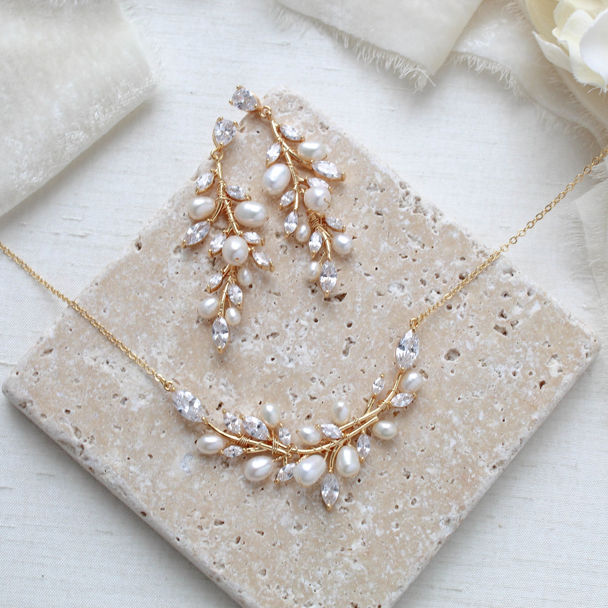 APRILLE Bridal Jewelry Set - Treasures by Agnes