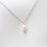 Delicate pearl drop necklace - DEMI - Treasures by Agnes