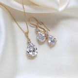 Delicate tear drop style necklace and earring set - PEYTON - Treasures by Agnes