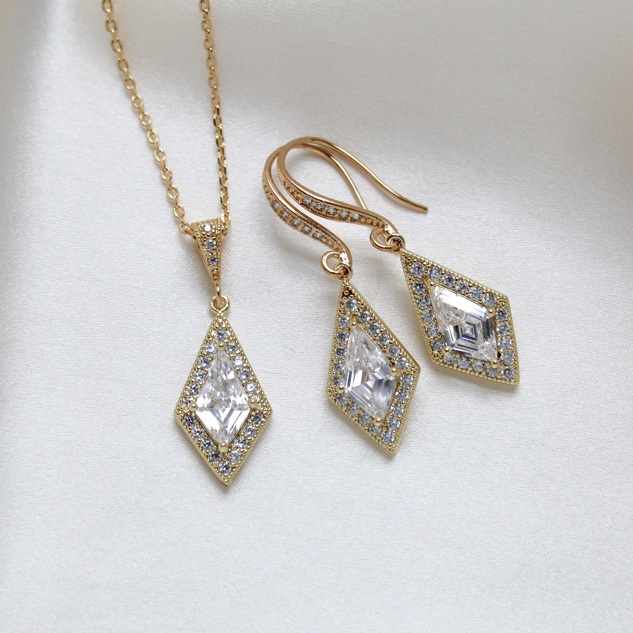 EMPRESS Rose gold Jewelry Set - Treasures by Agnes