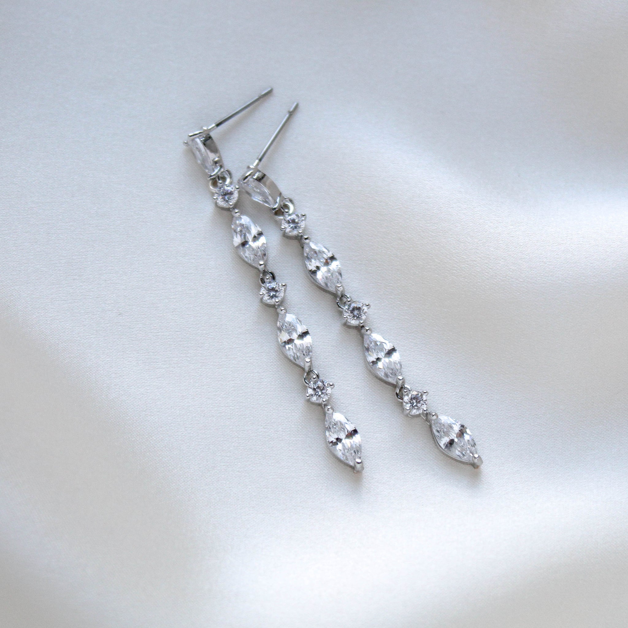 LIV Bridal Earrings - Treasures by Agnes