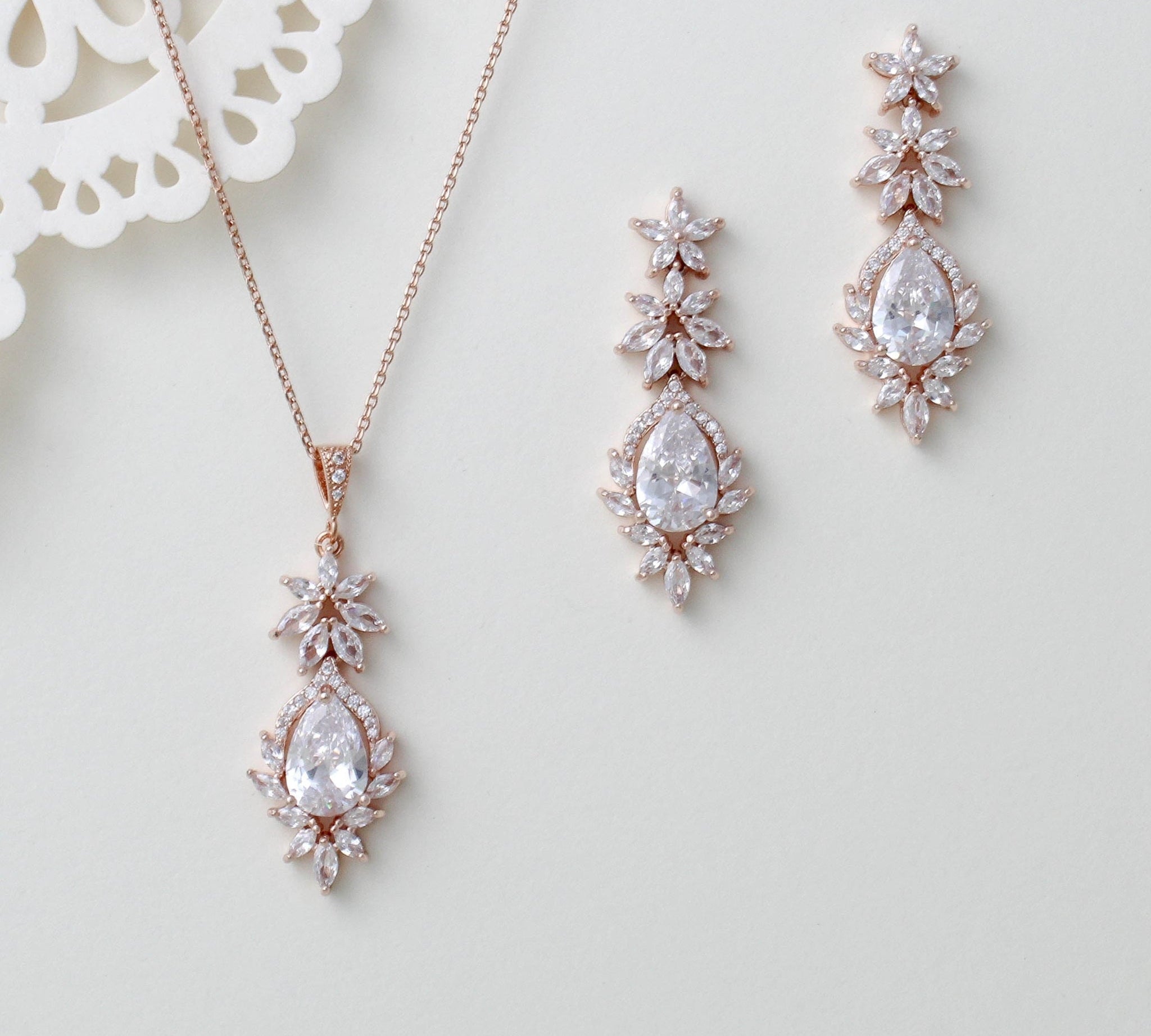 Rose gold Bridal earrings and necklace set - PAIGE - Treasures by Agnes