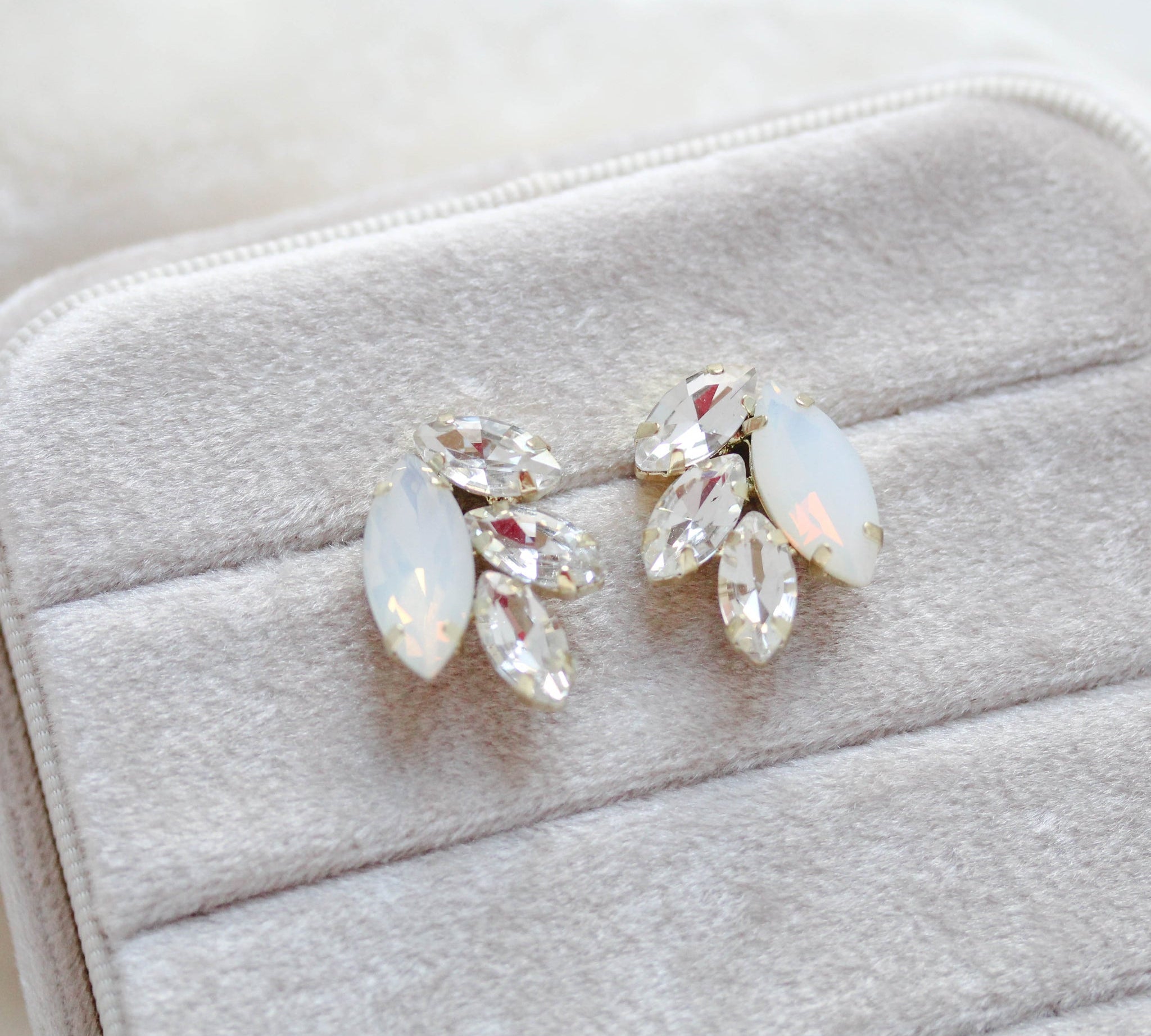 Rose gold bridal stud earrings - BRIDGETTE - Treasures by Agnes