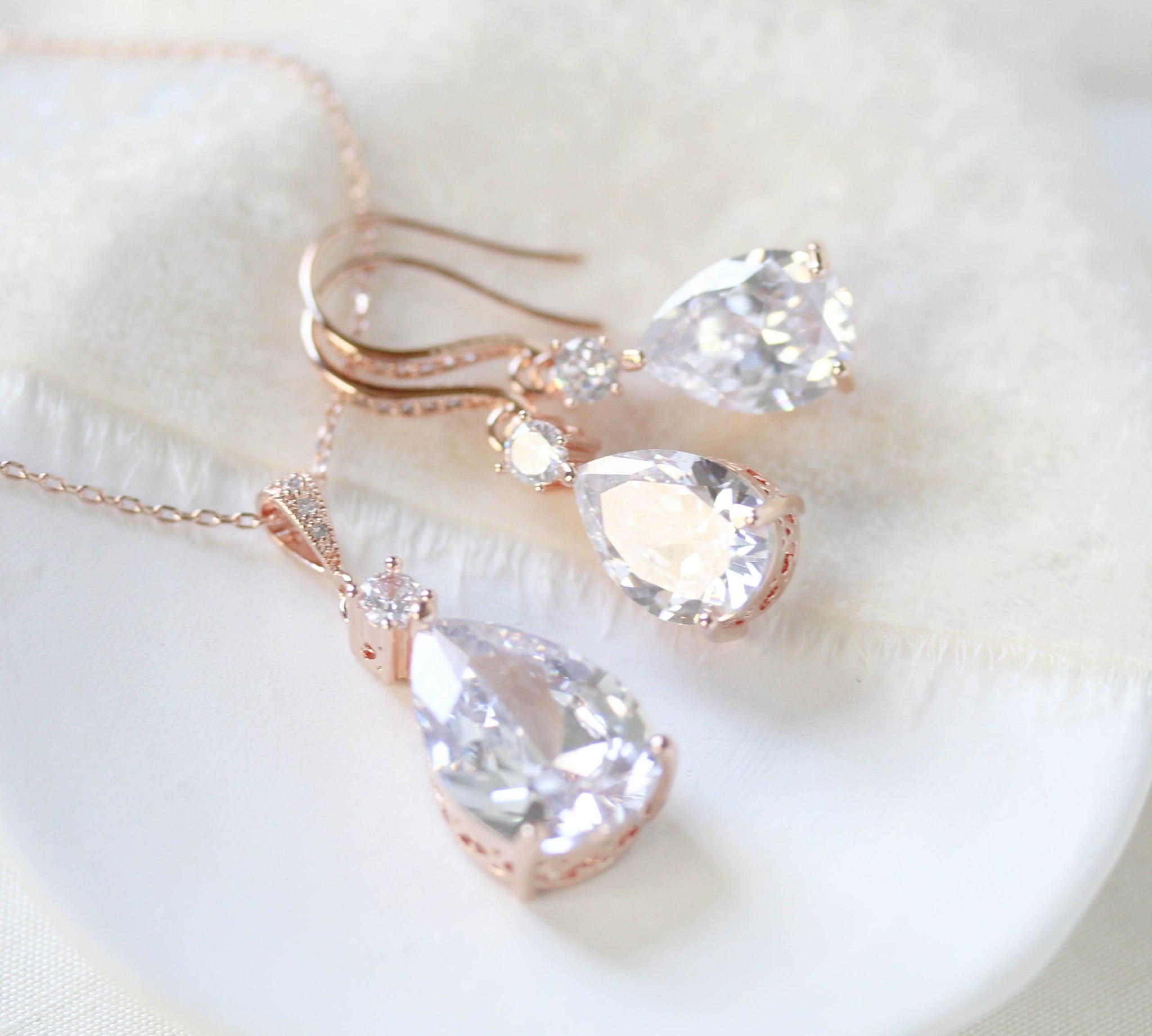 Delicate tear drop style necklace and earring set - BLAIR - Treasures by Agnes