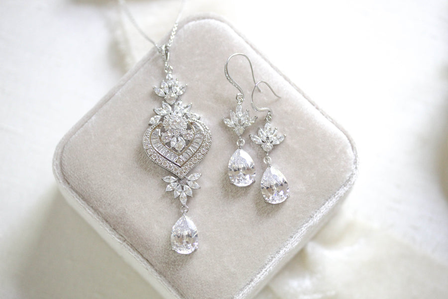 Rose gold Wedding necklace and earring set - EMMA - Treasures by Agnes