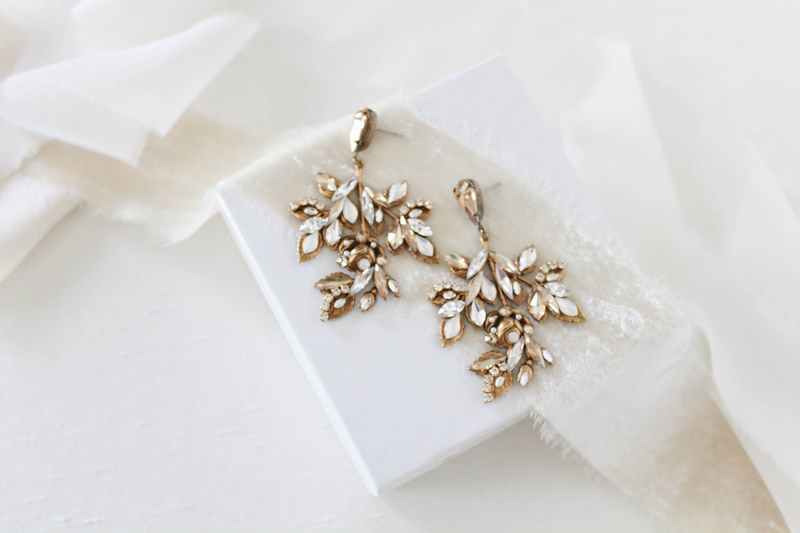 Antique gold Boho Crystal wedding earrings - MARLO - Treasures by Agnes