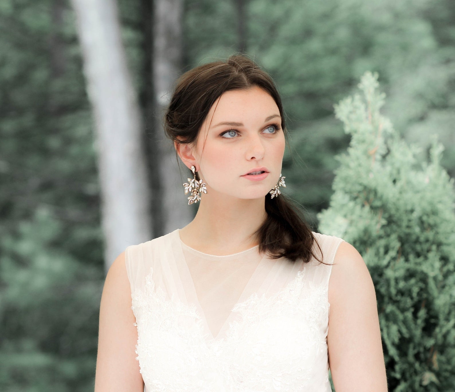 Antique gold Boho Crystal wedding earrings - MARLO - Treasures by Agnes