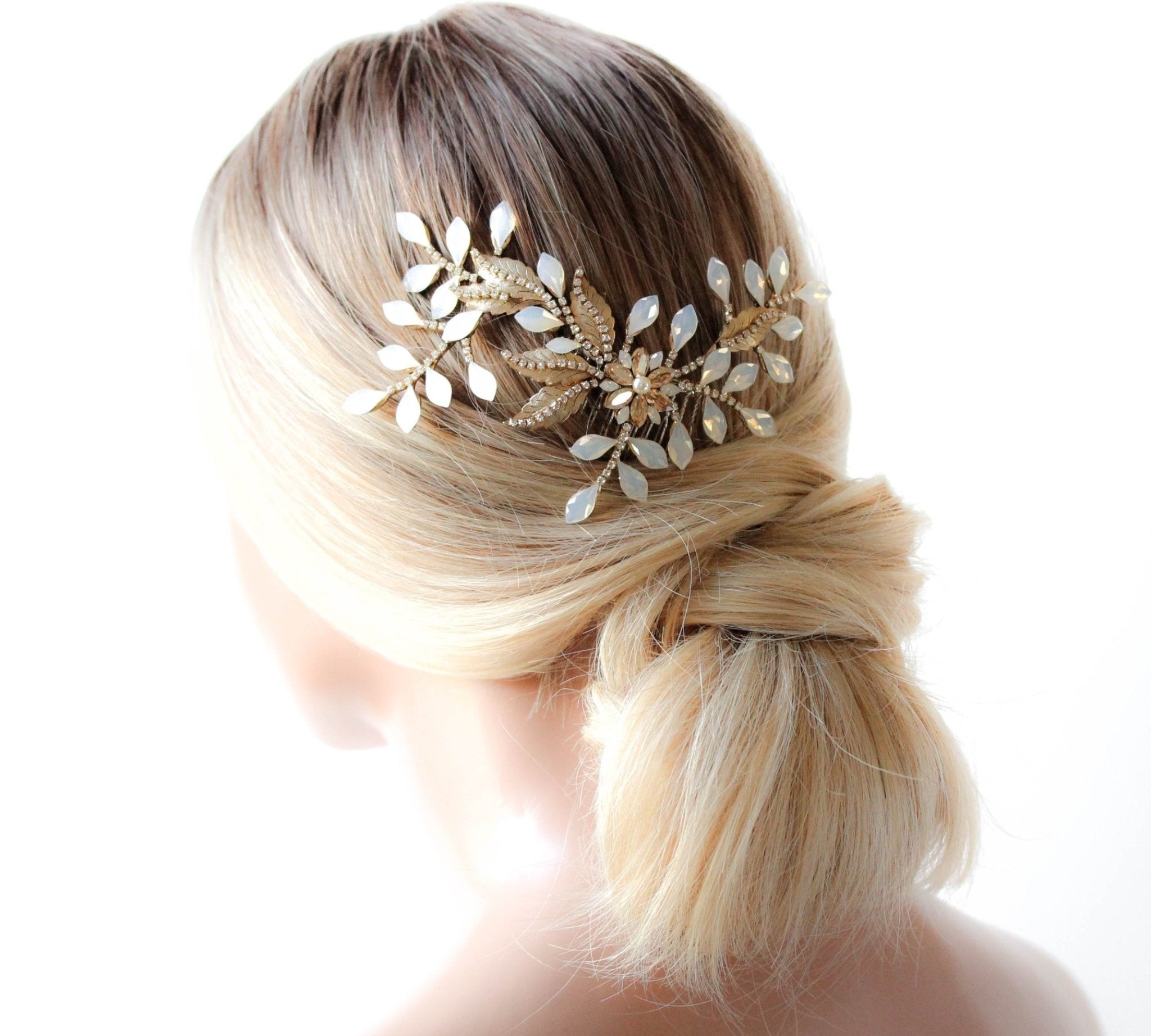 Antique gold Floral Bridal hair accessory - COURTNEY - Treasures by Agnes