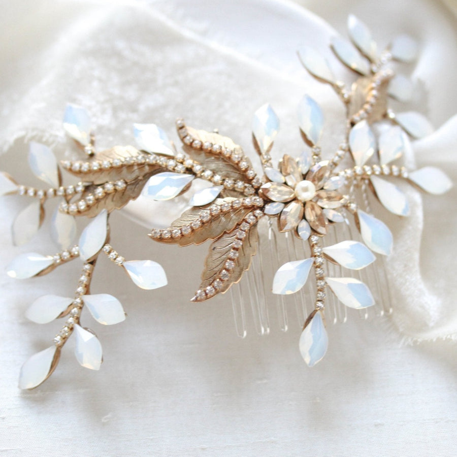 Antique gold Floral Bridal hair accessory - COURTNEY - Treasures by Agnes