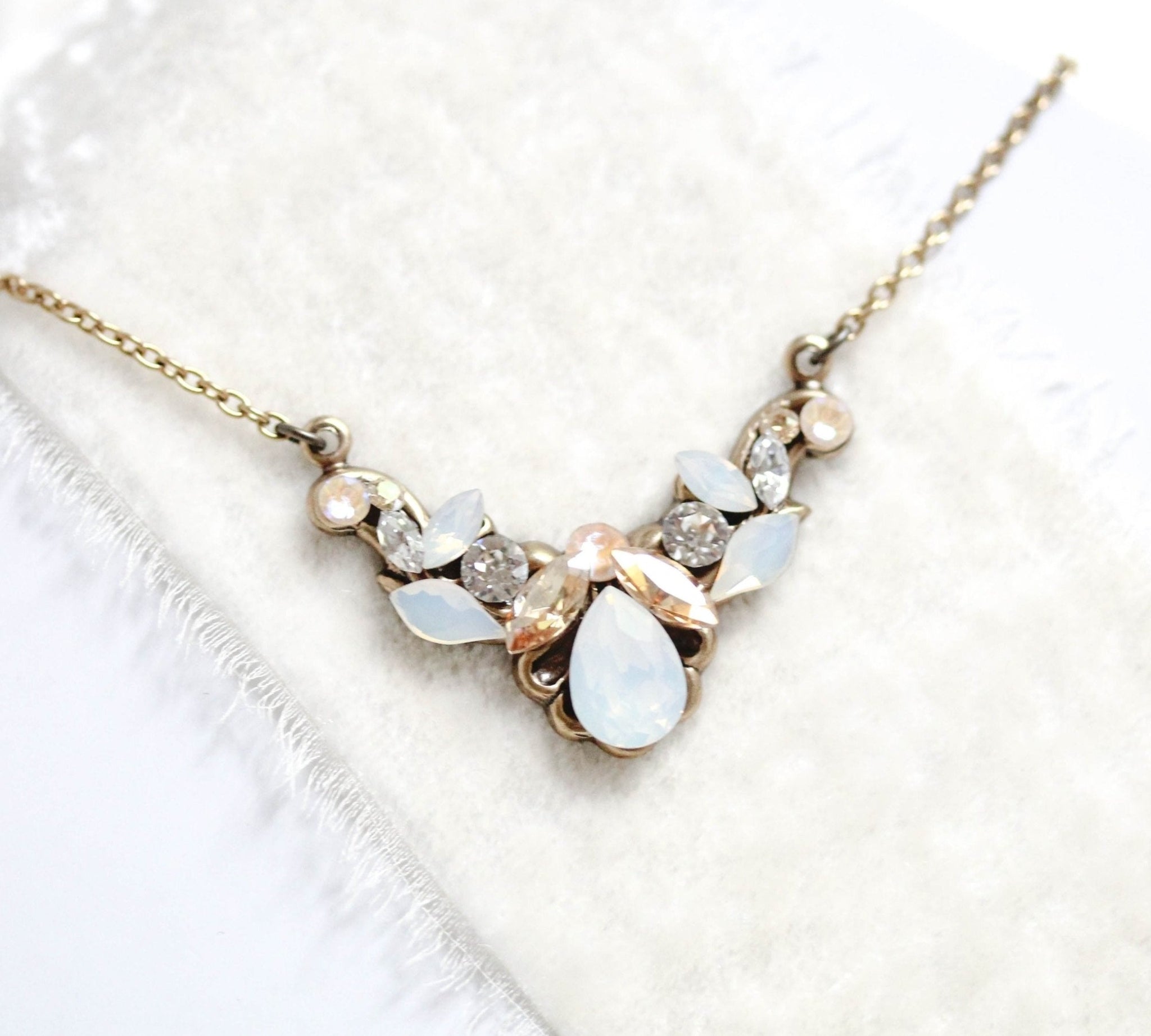 Antique gold vintage style Bridal necklace - CHARLOTTE - Treasures by Agnes