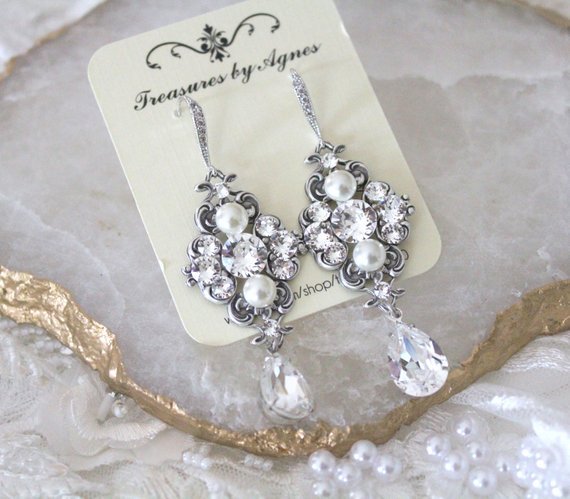 Antique gold Vintage style Chandelier earrings - ASHLYN - Treasures by Agnes