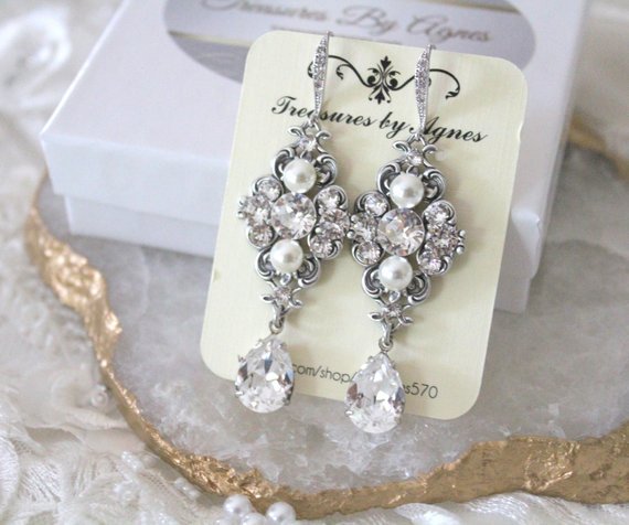 Antique gold Vintage style Chandelier earrings - ASHLYN - Treasures by Agnes