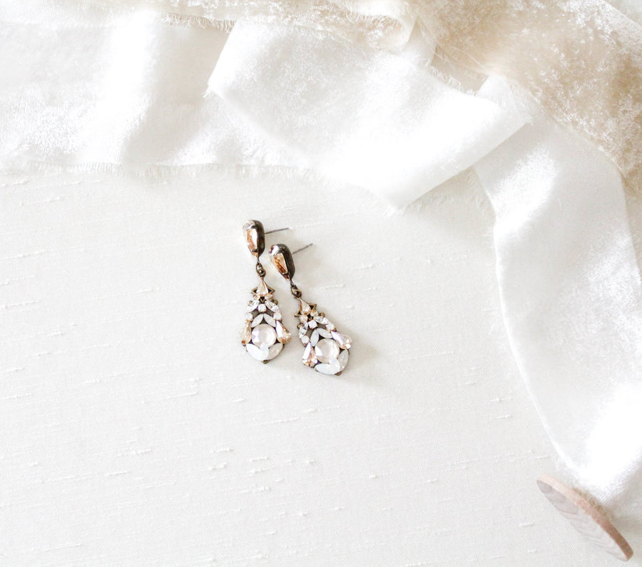 Antique gold vintage style crystal Wedding earrings - KENNEDY - Treasures by Agnes