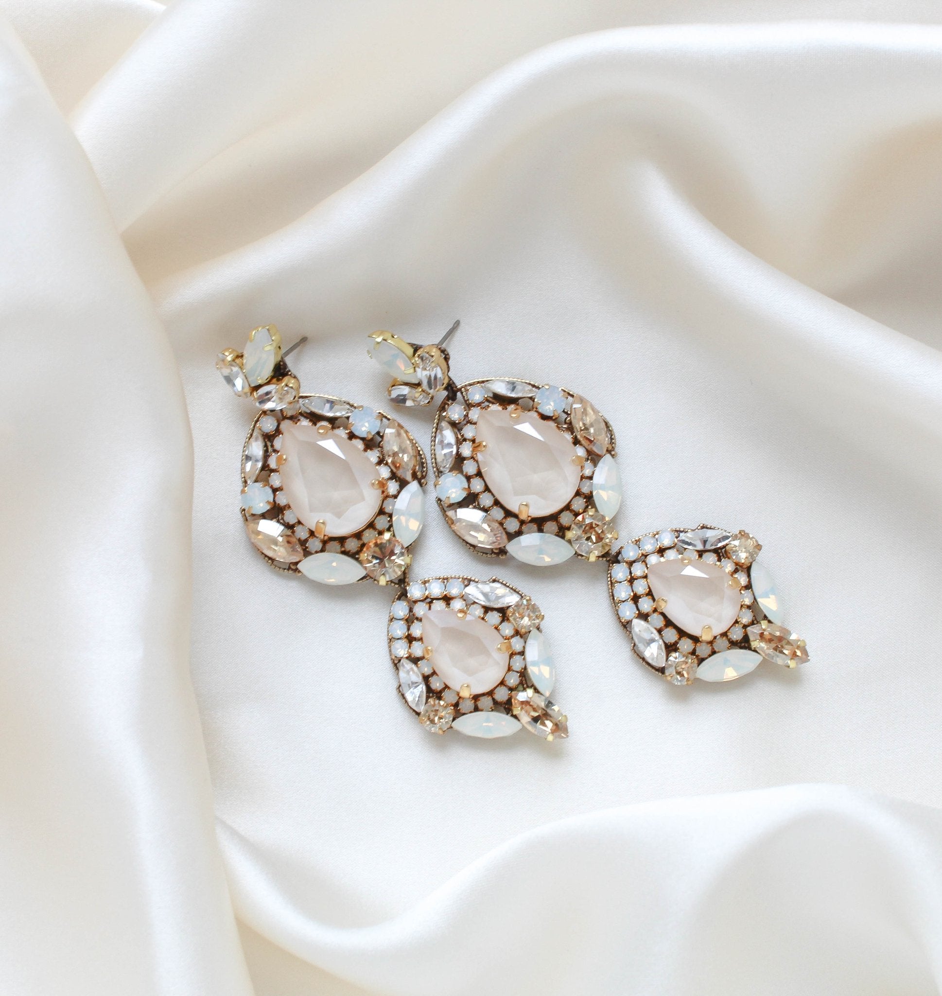 Austrian crystal Statement Bridal earrings - GIANNA - Treasures by Agnes
