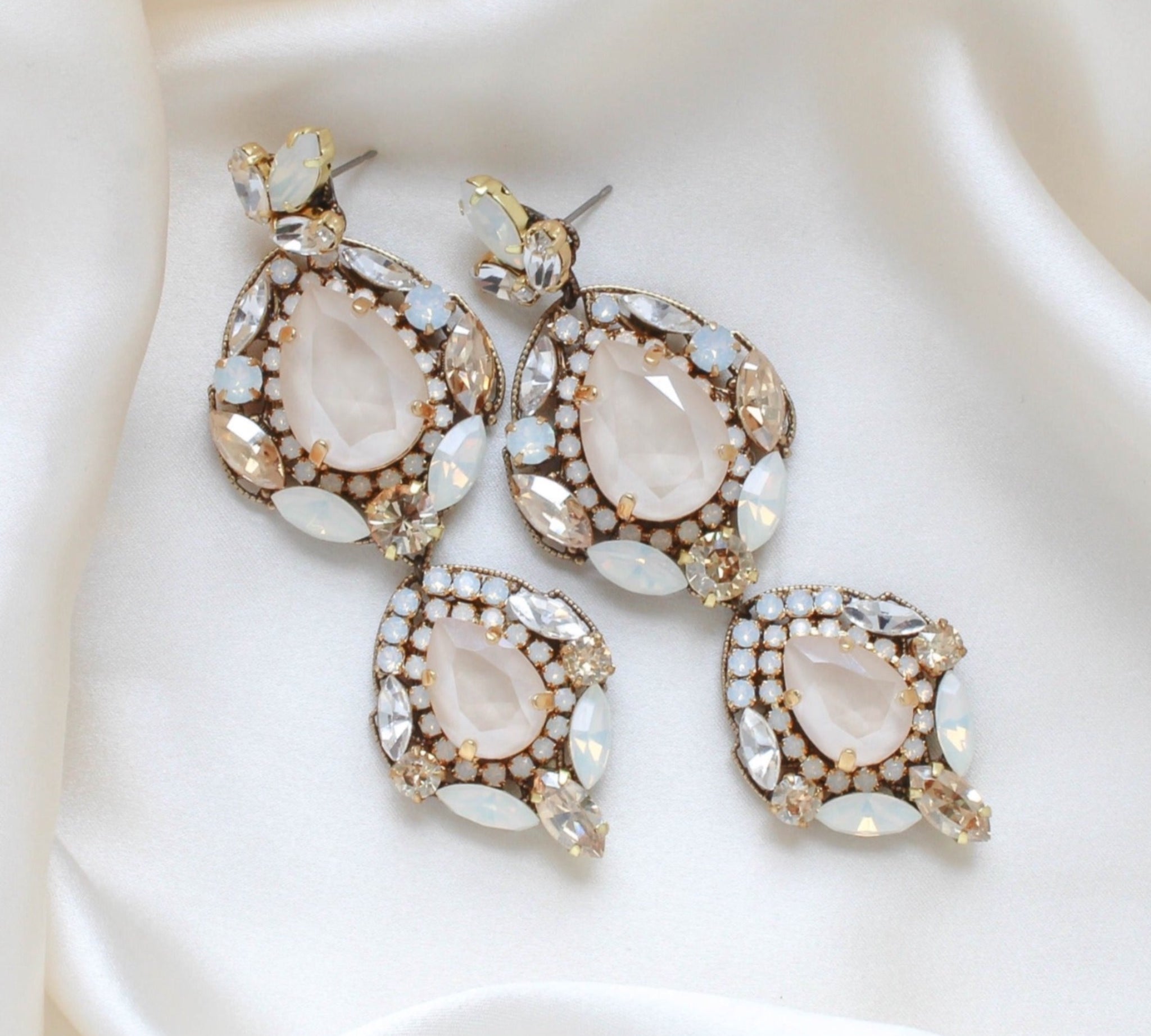 Austrian crystal Statement Bridal earrings - GIANNA - Treasures by Agnes