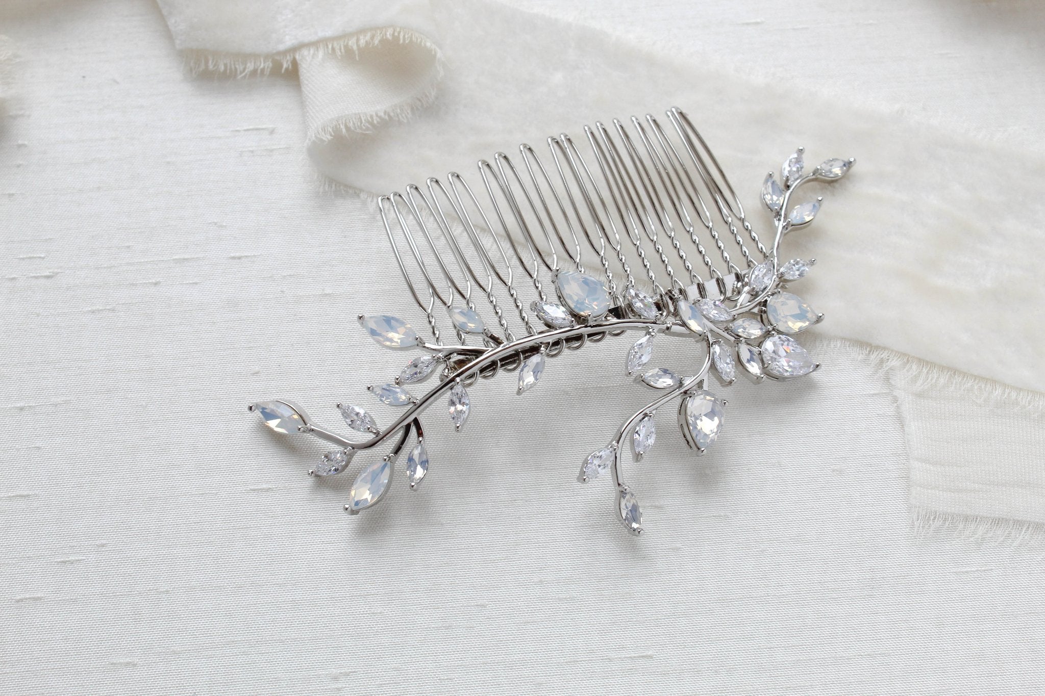 Bridal hair comb with vine design and white opal crystal accents - APRILLE - Treasures by Agnes