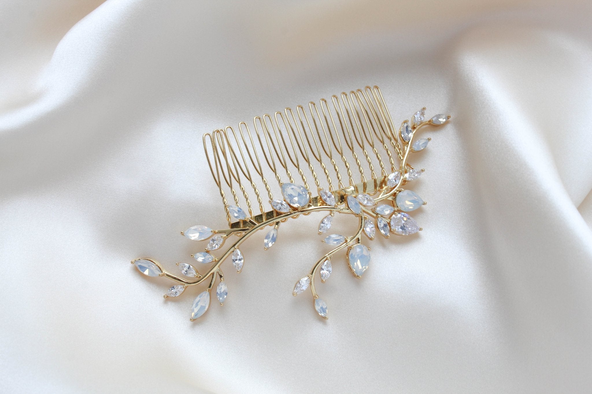 Bridal hair comb with vine design and white opal crystal accents - APRILLE - Treasures by Agnes