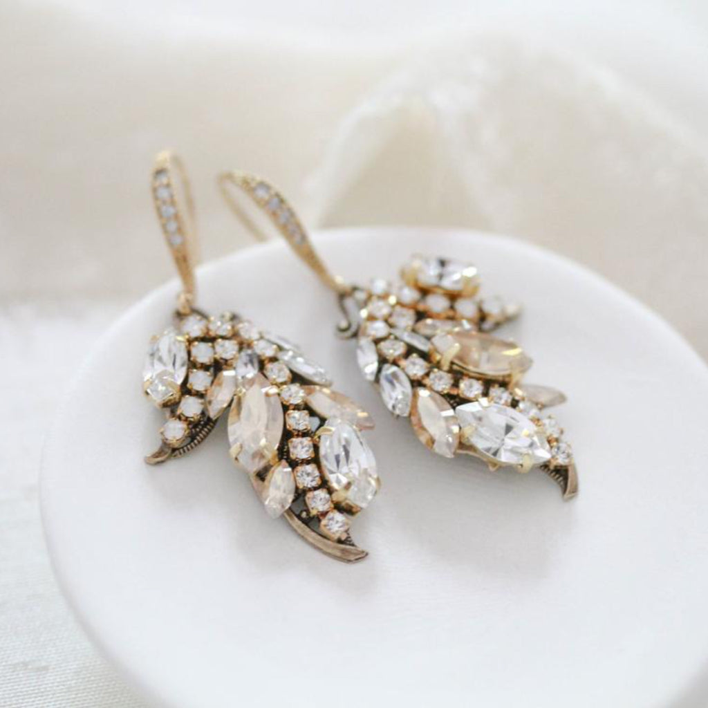 Crystal dangle Bridal earrings - EMERY - Treasures by Agnes