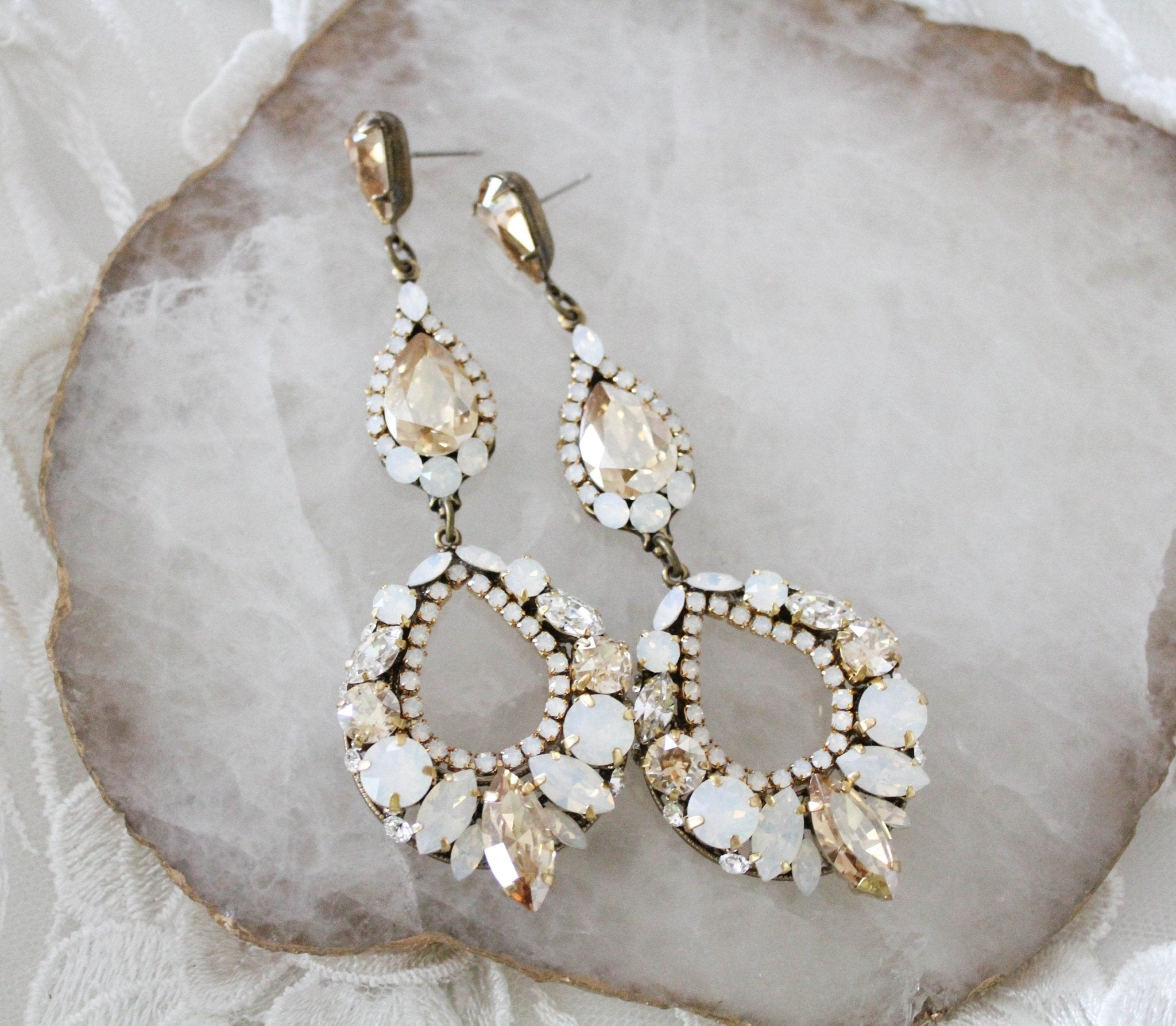Crystal Statement Bridal chandelier earrings - QUINN - Treasures by Agnes