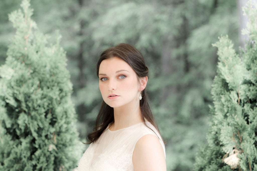 Delicate crystal drop Bridal earrings - ELLIE - Treasures by Agnes