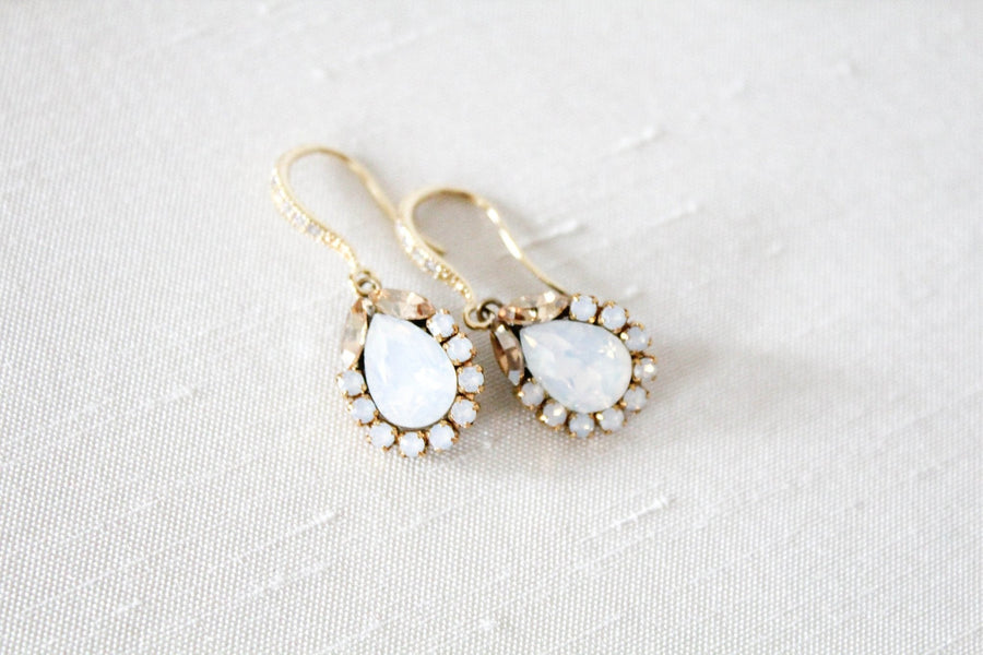 Delicate crystal drop bridal earrings - GIGI - Treasures by Agnes